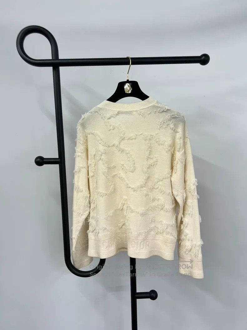 Dior Dior White three-dimensional feather cashmere sweater Size XS / US 0-2 / IT 36-38 - 2 Thumbnail