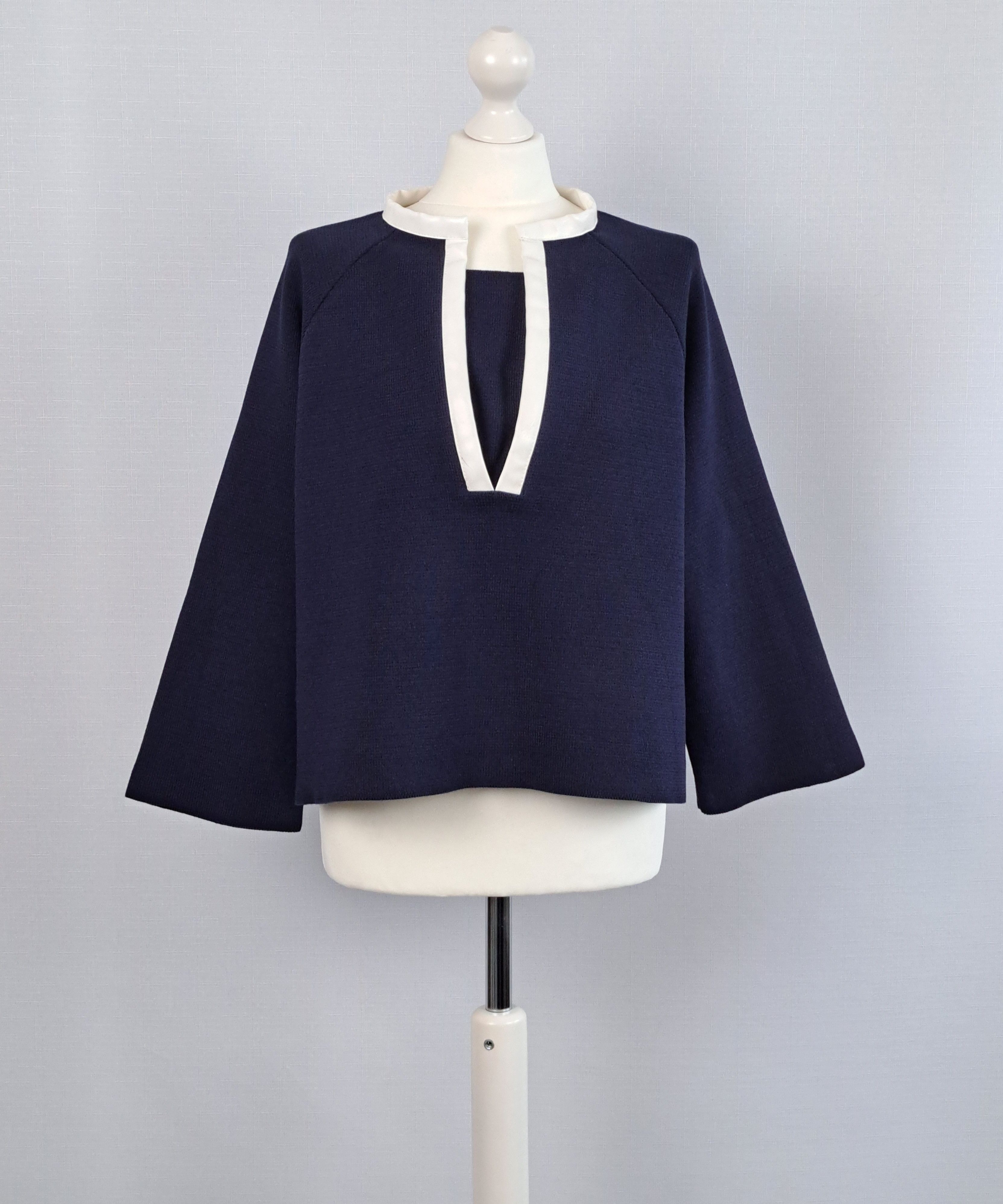 Marni MARNI summer edition 2012 crop sweater. Size M / US 6-8 / IT 42-44 - 2 Thumbnail