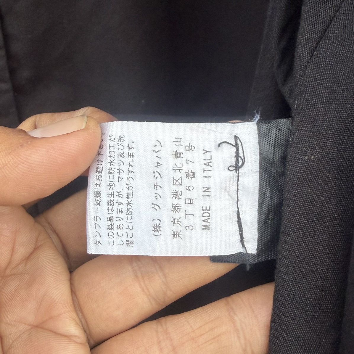 Gucci VTG Gucci Long Coat Faded Waxed Black Size 50 Made In Italy Size US M / EU 48-50 / 2 - 17 Thumbnail
