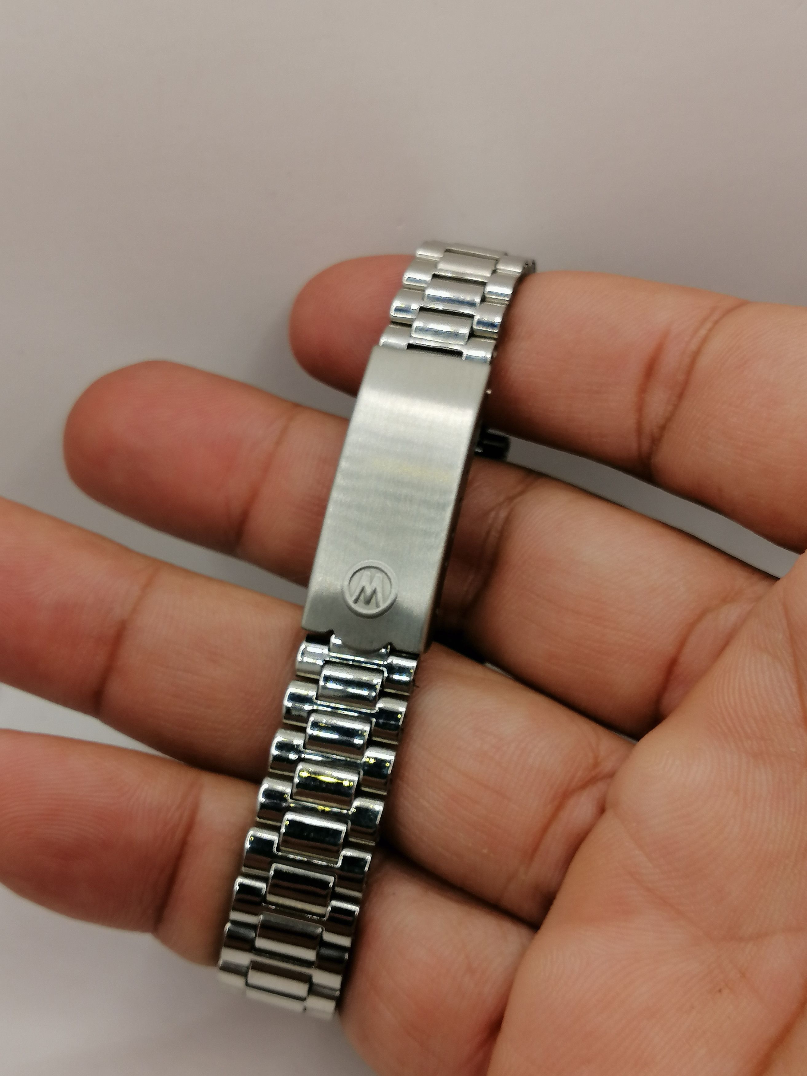 Vintage West End Watch Co sowar Day/Date Automatic wrist Watch Size ONE SIZE - 9 Thumbnail