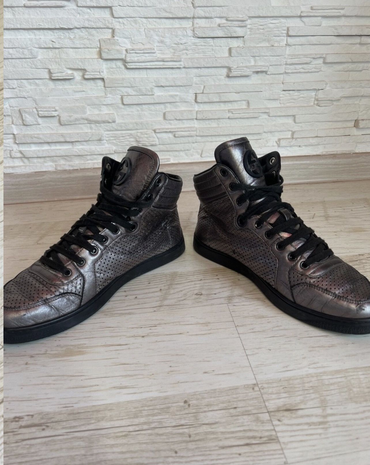 Gucci Gucci Metallic Leather Sneakers – Size 7 Size US 8 / EU 41 - 6 Thumbnail
