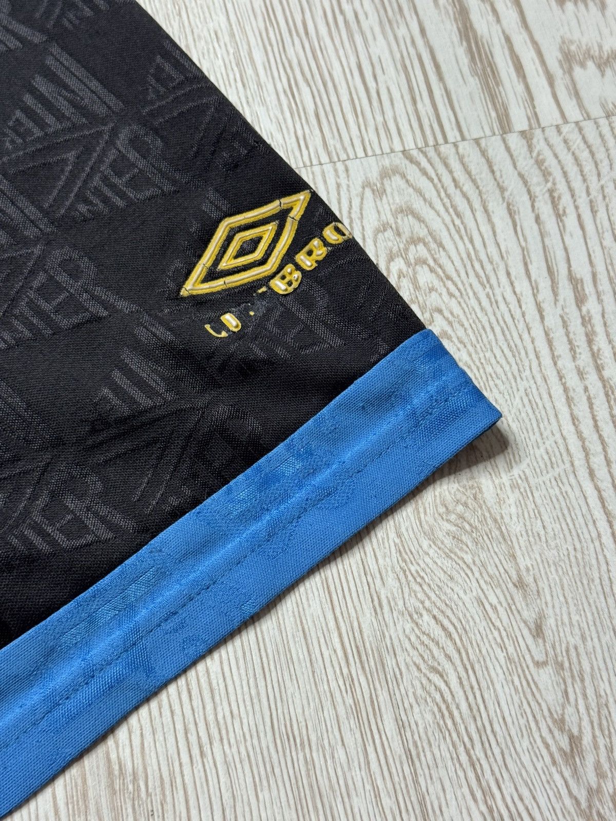 Umbro Vintage 90s Inter Milan Soccer Shorts Football shorts Size US 32 / EU 48 - 4 Thumbnail