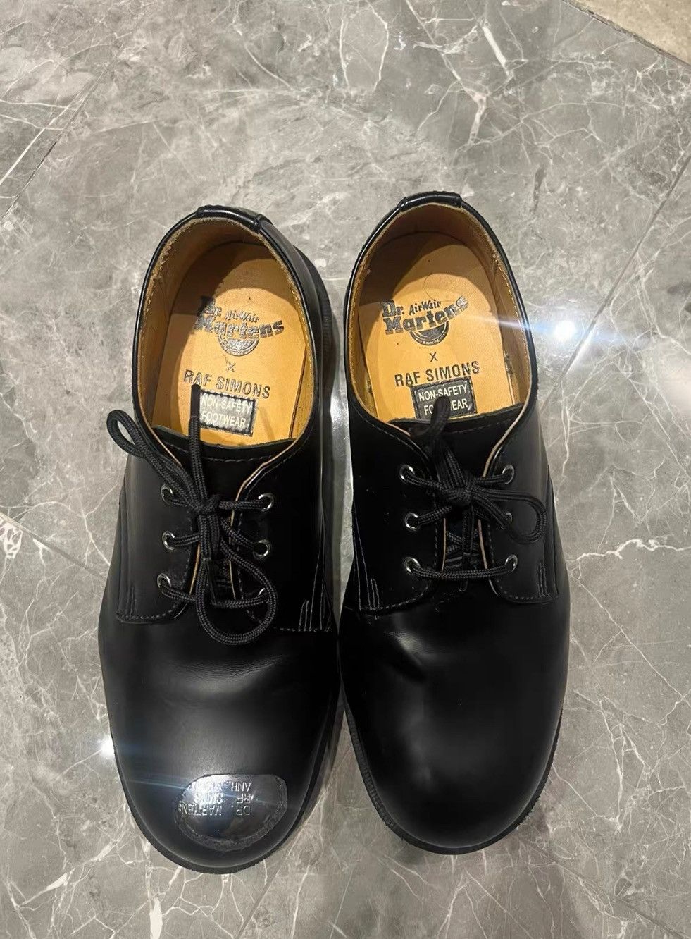 Dr. Martens × Raf Simons Dr. Martens x Raf Simons collaboration single derby shoes Size US 9 / EU 42 - 5 Thumbnail