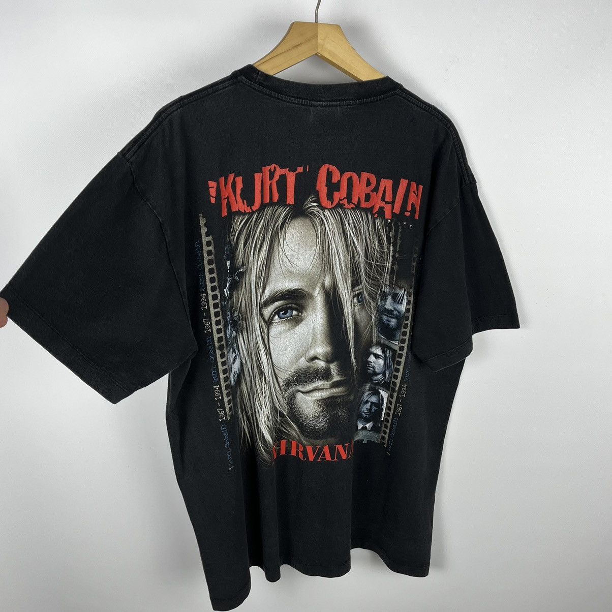 Band Tees Vintage Nirvana Kurt Cobain rare rock band tee 90’s Size US XL / EU 56 / 4 - 12 Thumbnail