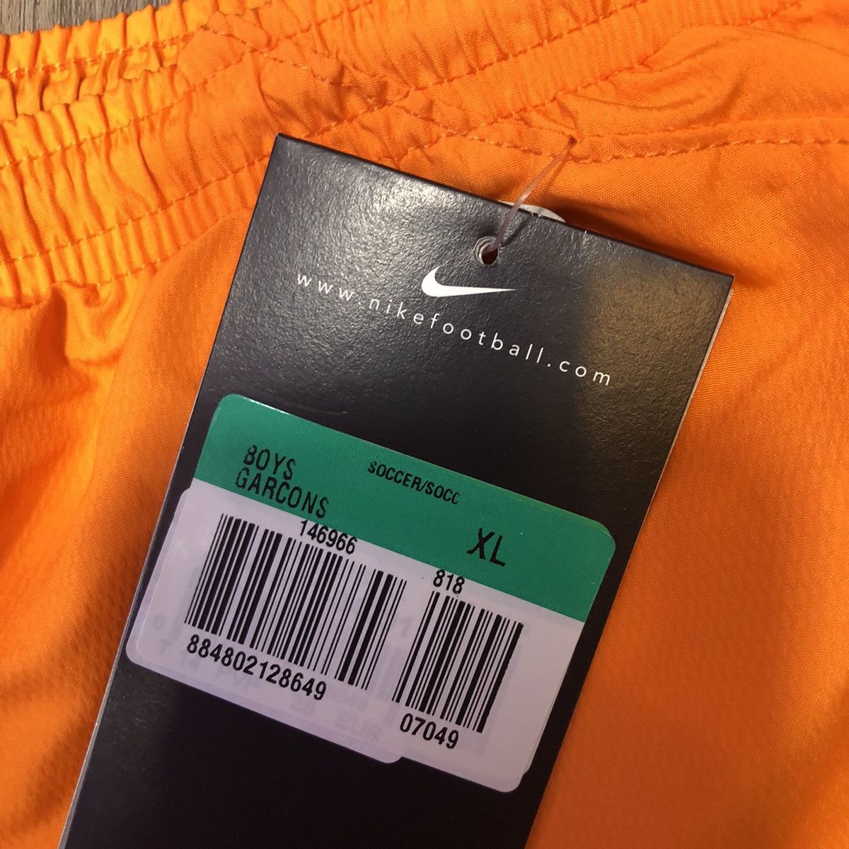 Nike Barcelona 06/07 away short (bnwt) youth size Size US 28 / EU 44 - 6 Thumbnail