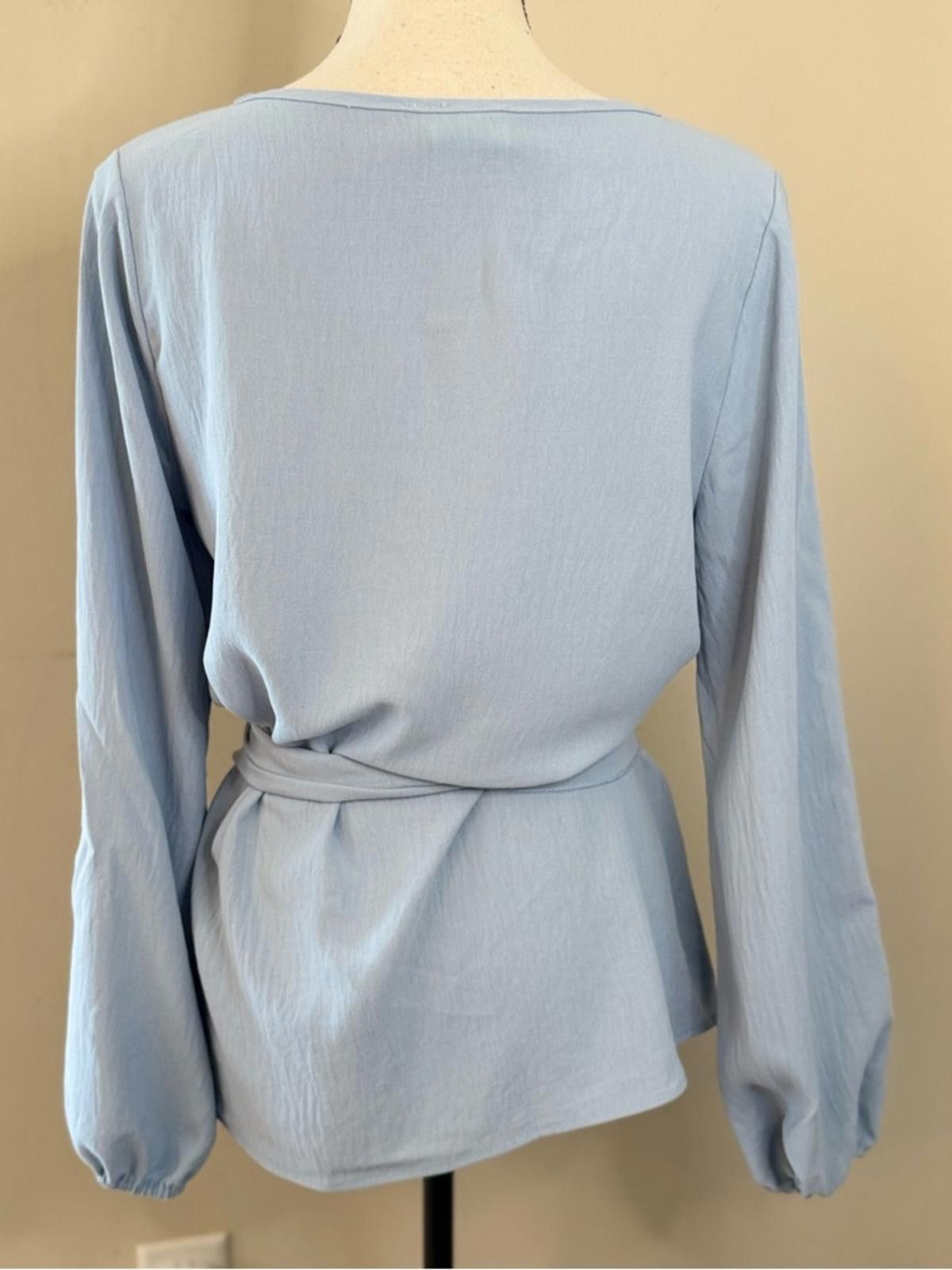Other Mint Julep chic sky blue tunic top fabric belt & bow SZ SM Size S / US 4 / IT 40 - 4 Thumbnail