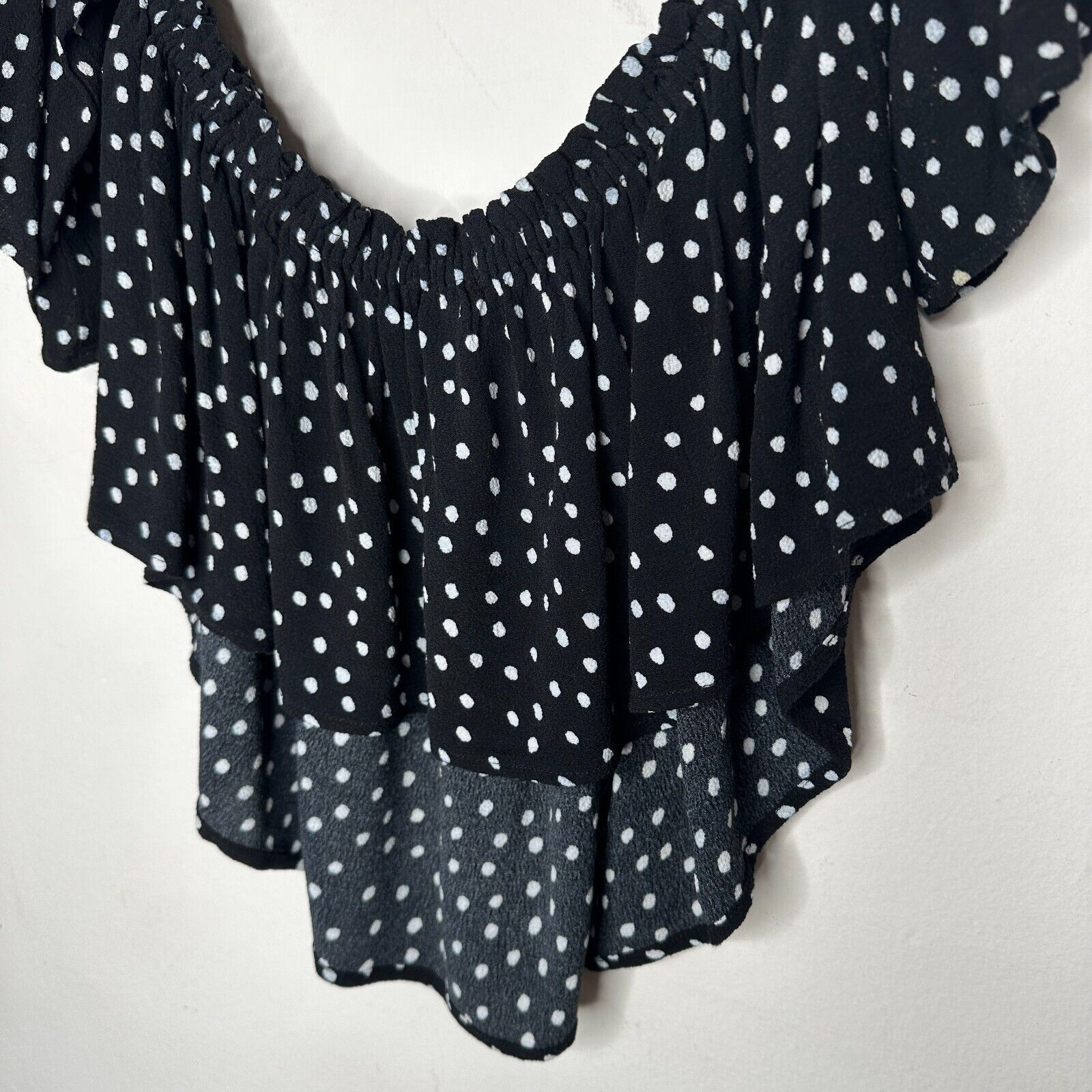 REVOLVE Revolve NBD Black White Dot Off-Shoulder Ruffled Blouse L Size L / US 10 / IT 46 - 6 Thumbnail