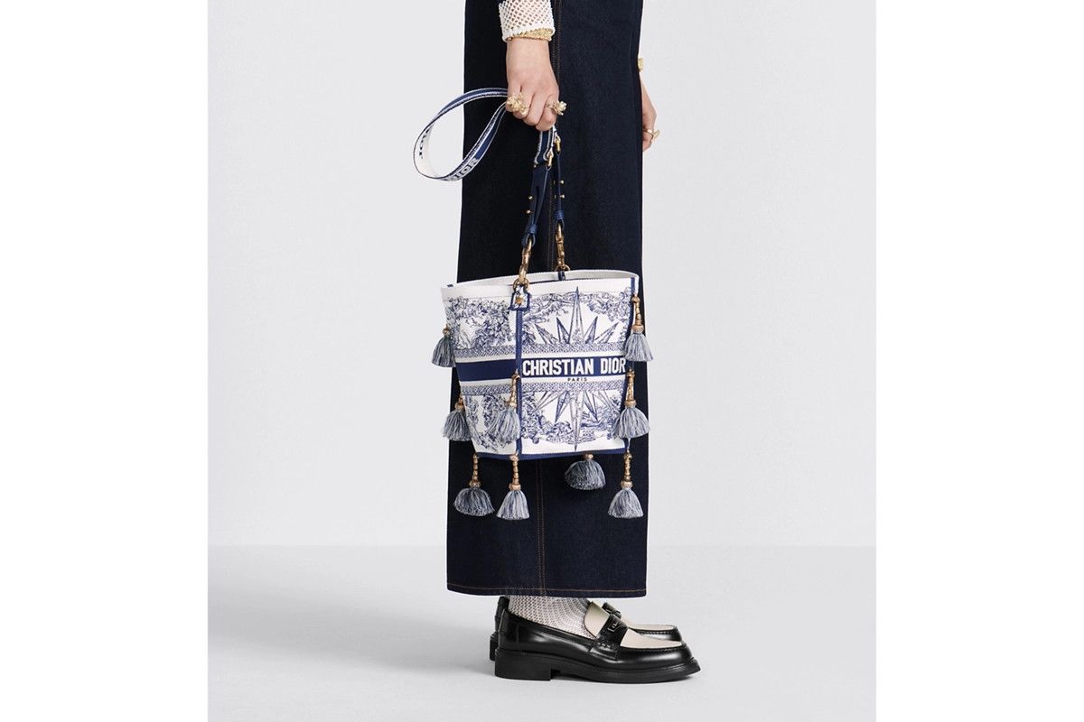 Dior o1bcso1str1124 Size: OS /D-Bubble Bucket Bag in Multicolor Size ONE SIZE - 6 Thumbnail