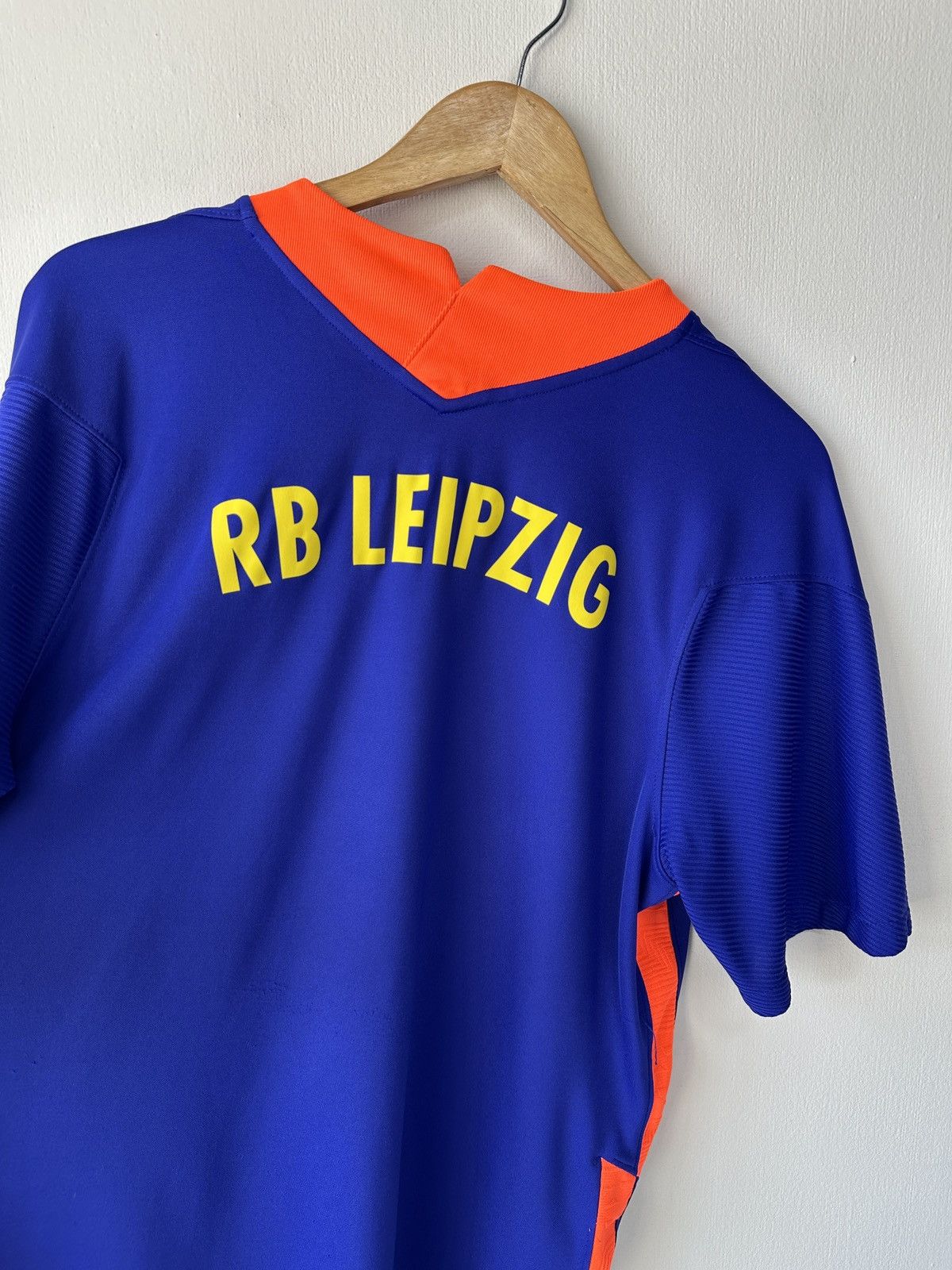 Nike NIKE RB LEIPZIG 2020/2021 Away Soccer Jersey Shirt Men’s L Size US L / EU 52-54 / 3 - 8 Thumbnail