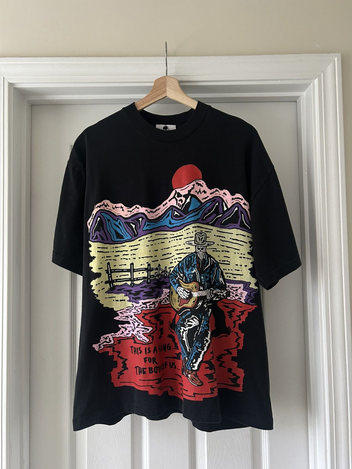 Warren Lotas The Singer Black T Shirt Size US L / EU 52-54 / 3 - 1 Thumbnail