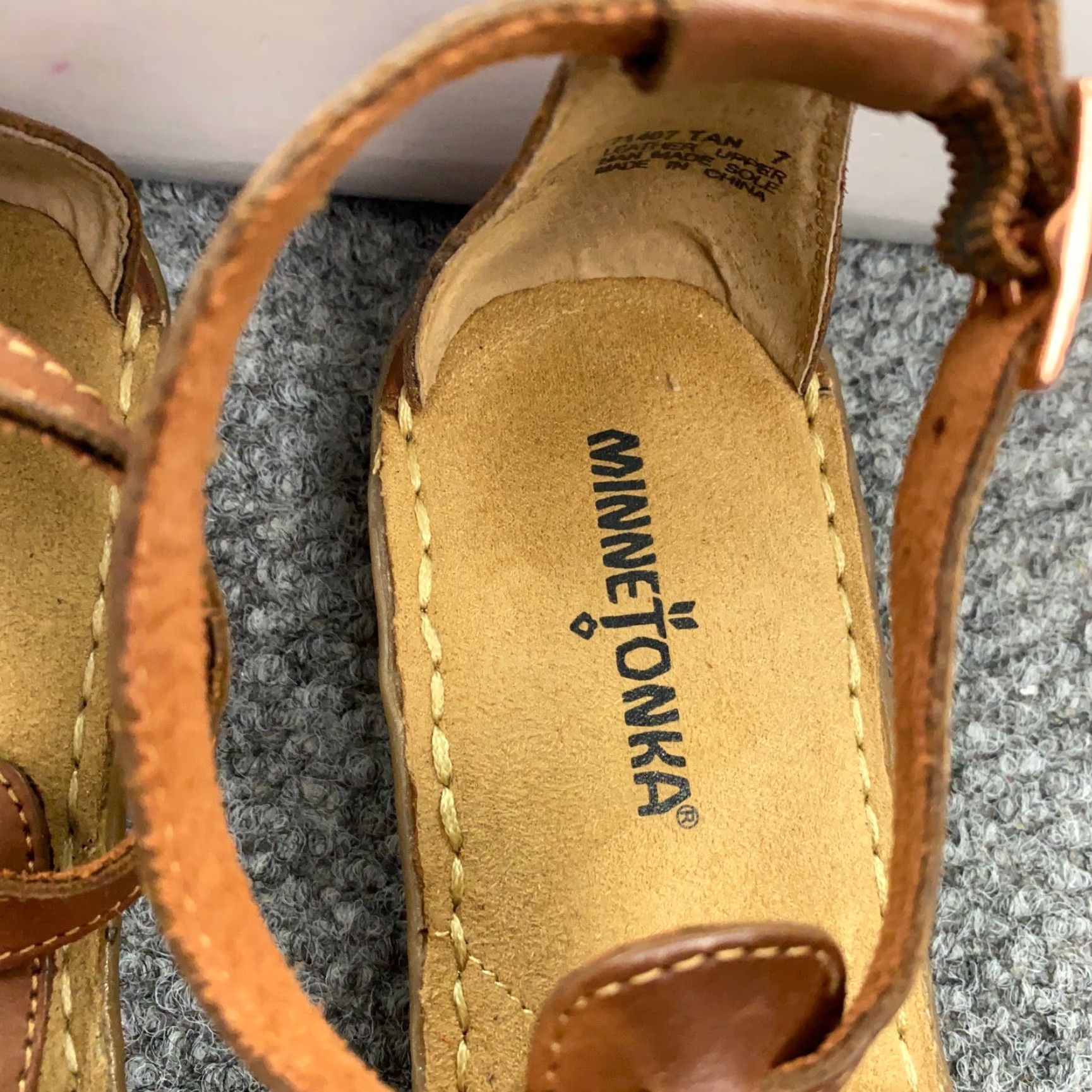 Minnetonka VINTAGE Minnetonka Leather Sandals Womens Size 7 Brown Beaded Southwestern Aztec Flat Open Toe Size US 7 / IT 37 - 3 Thumbnail