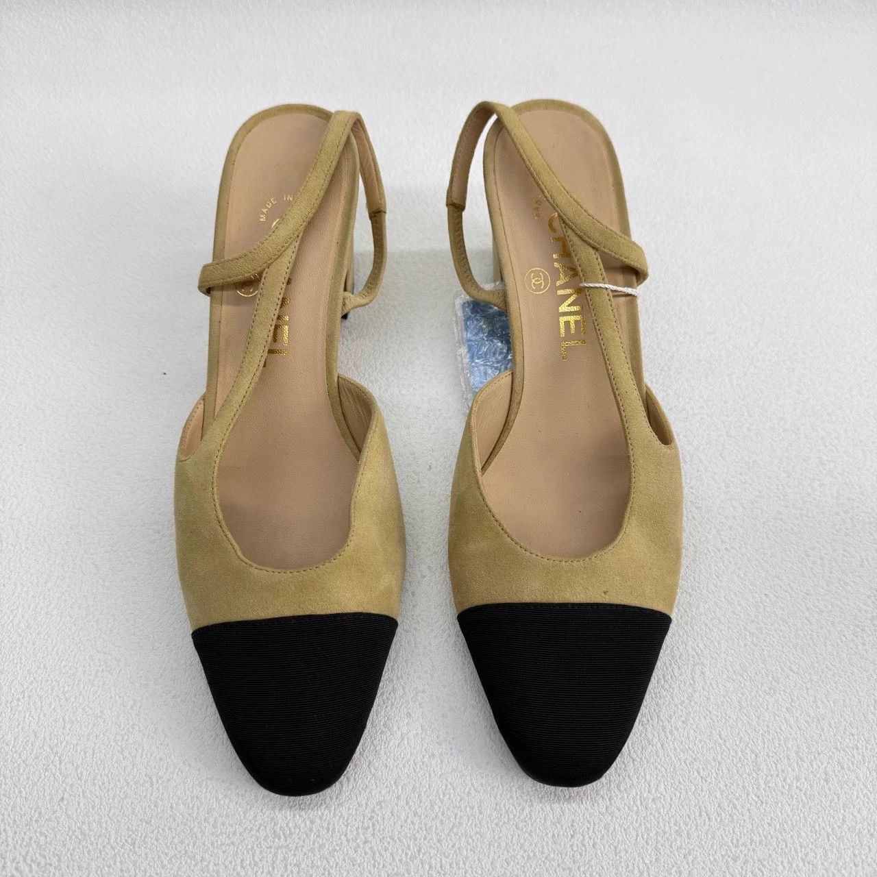 Chanel Chanel Beige Suede Slingback Heels 37.5 Size US 7.5 / IT 37.5 - 2 Thumbnail
