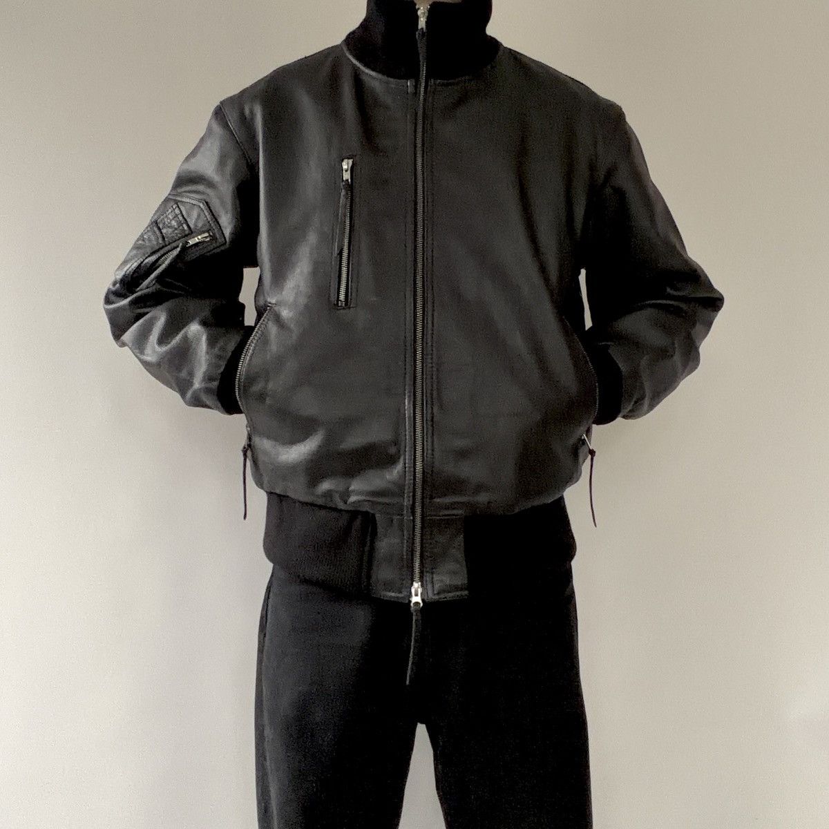 MIL-TEC Mil-Tec German Black Leather Pilot Jacket Size US L / EU 52-54 / 3 - 4 Thumbnail
