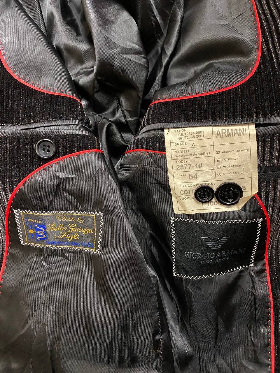 Giorgio Armani × Velvet Giorgio Armani Men Velvel Coat / Suit Made in ITALY (PIT 22) Size 54R - 10 Thumbnail