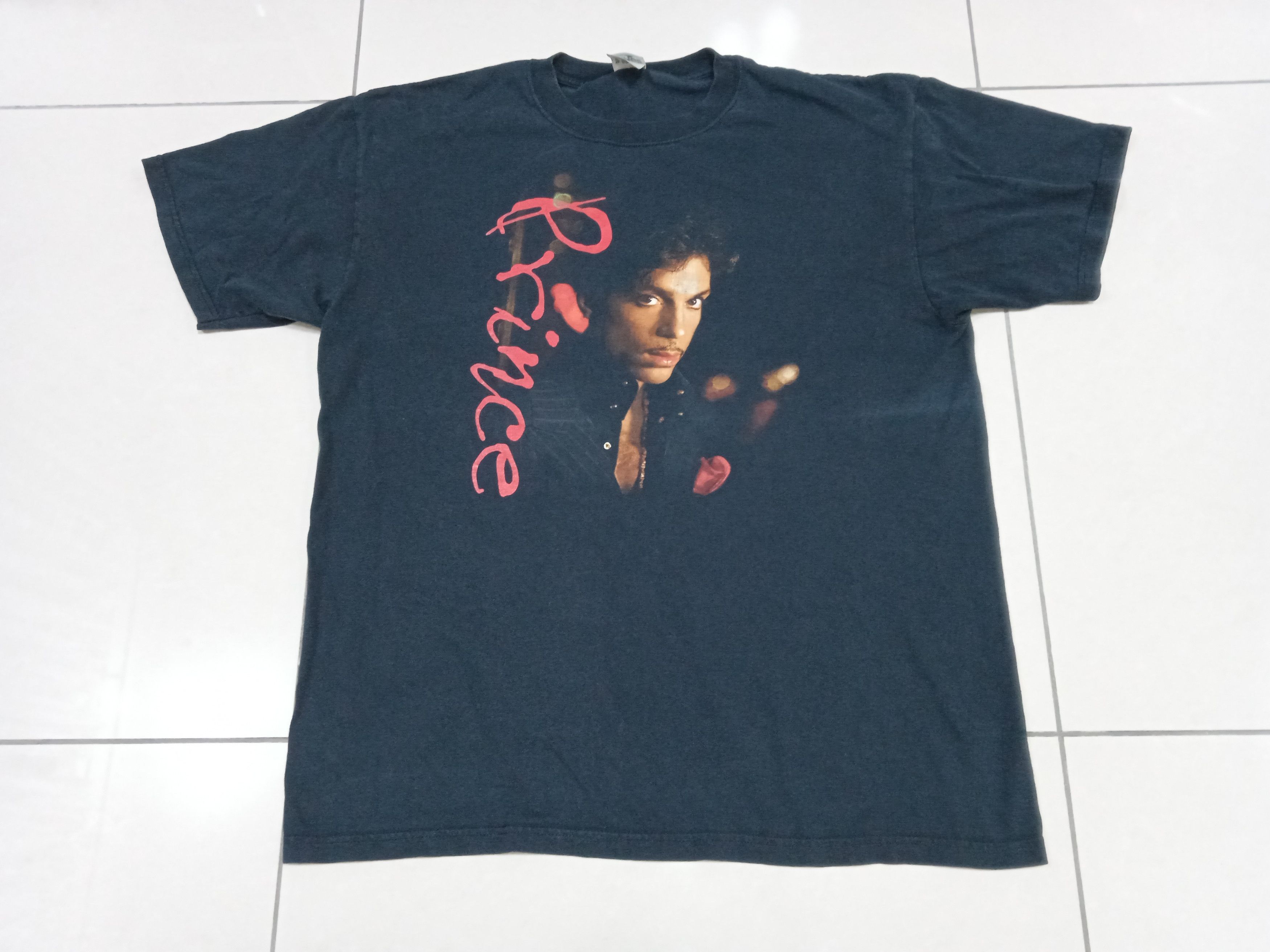 Band Tees Vintage 00s Prince Musicology 2004 T-Shirt Size US XL / EU 56 / 4 - 1 Thumbnail