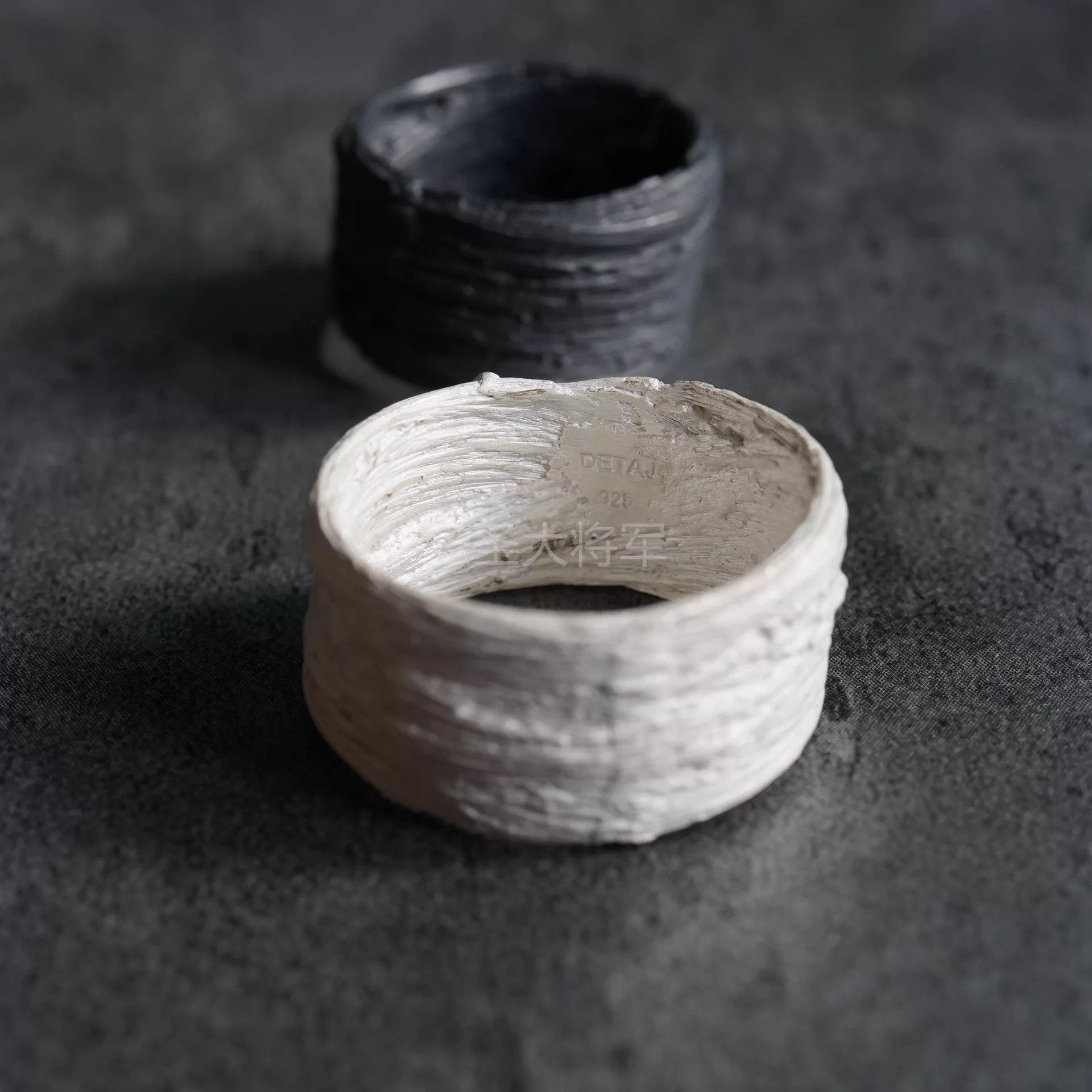 DETAJ Detaj Hairline Silver Black/White Ring Blk 13,15; Size ONE SIZE - 4 Thumbnail