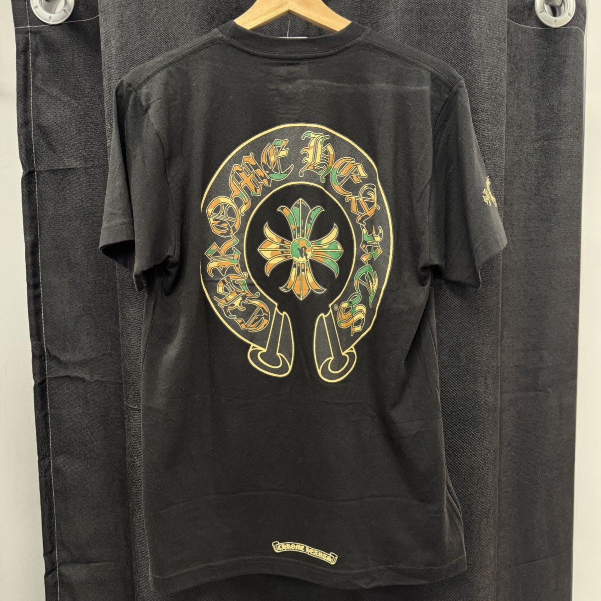 Chrome Hearts Chrome Hearts Camo Horseshoe Tee Black Size US M / EU 48-50 / 2 - 2 Thumbnail