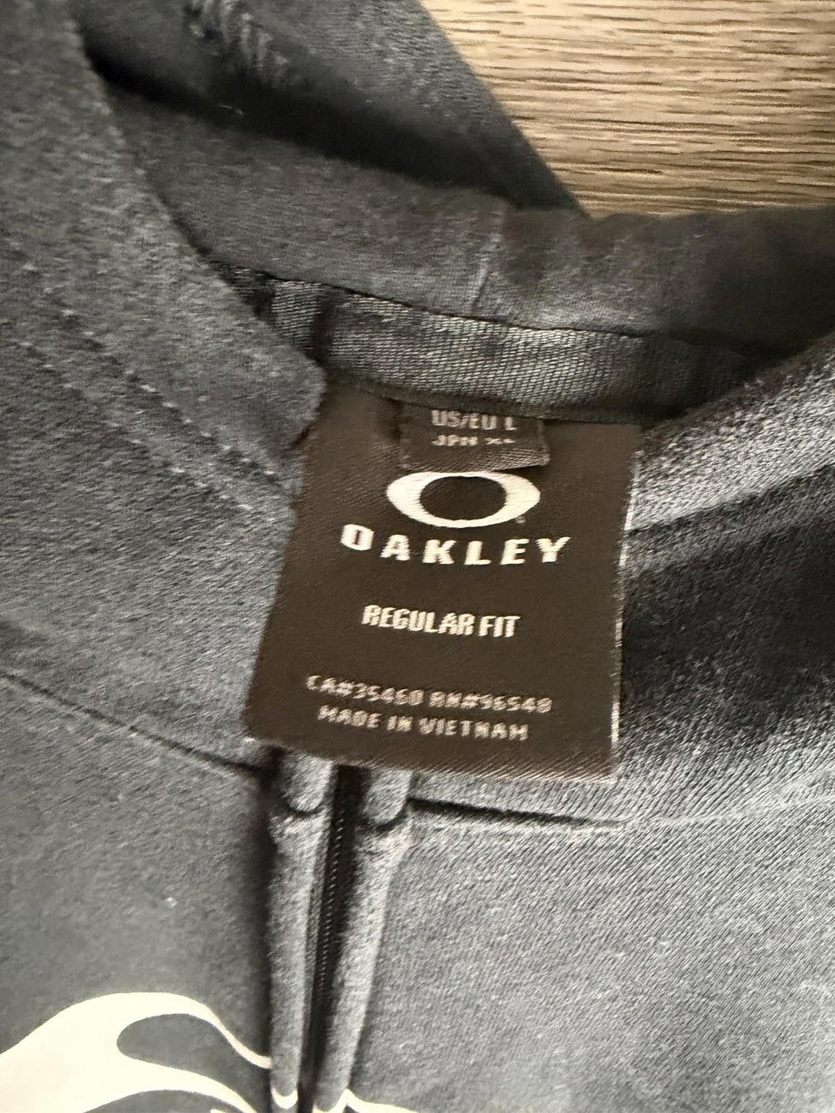 Oakley Vintage Oakley Full Zip Surf Skate Hoodie L Size US L / EU 52-54 / 3 - 4 Thumbnail
