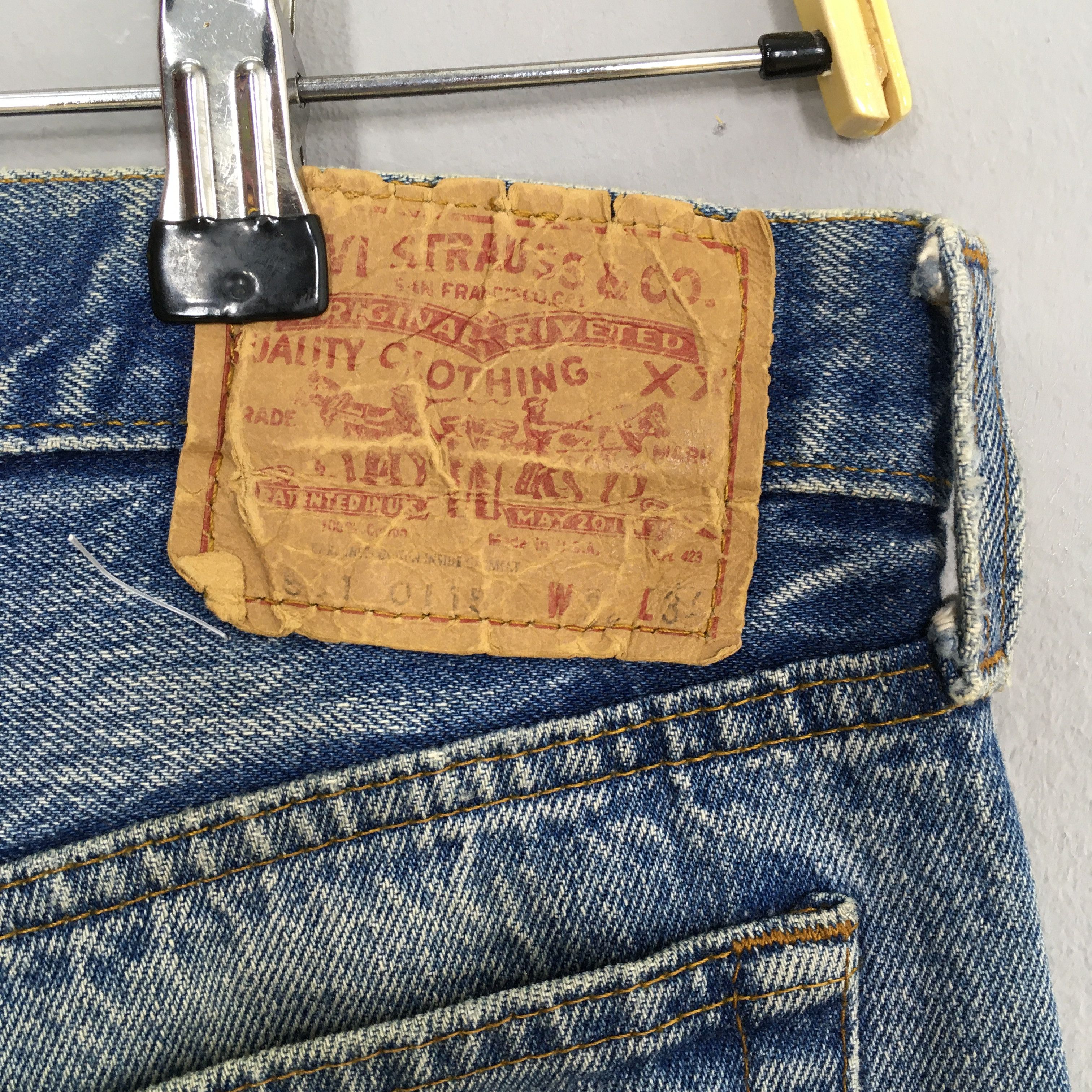 Levi's Size 30x33 Vintage 1980s Levi's 501 Distressed Jeans S189 Size US 30 / EU 46 - 16 Thumbnail