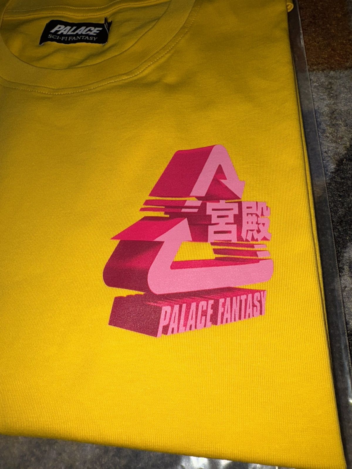 Palace × Sci-Fi Fantasy Palace x Sci-Fi Fantasy Tri Ferg T-Shirt Size US M / EU 48-50 / 2 - 3 Thumbnail