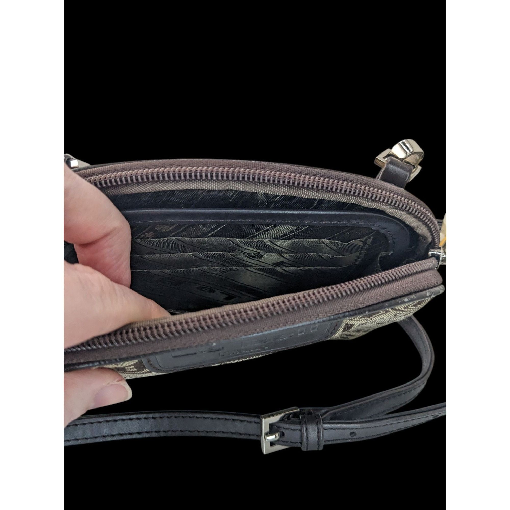 Other Le Belle Vintage Italian Crossbody Monogram Handbag Brown & Size ONE SIZE - 10 Thumbnail