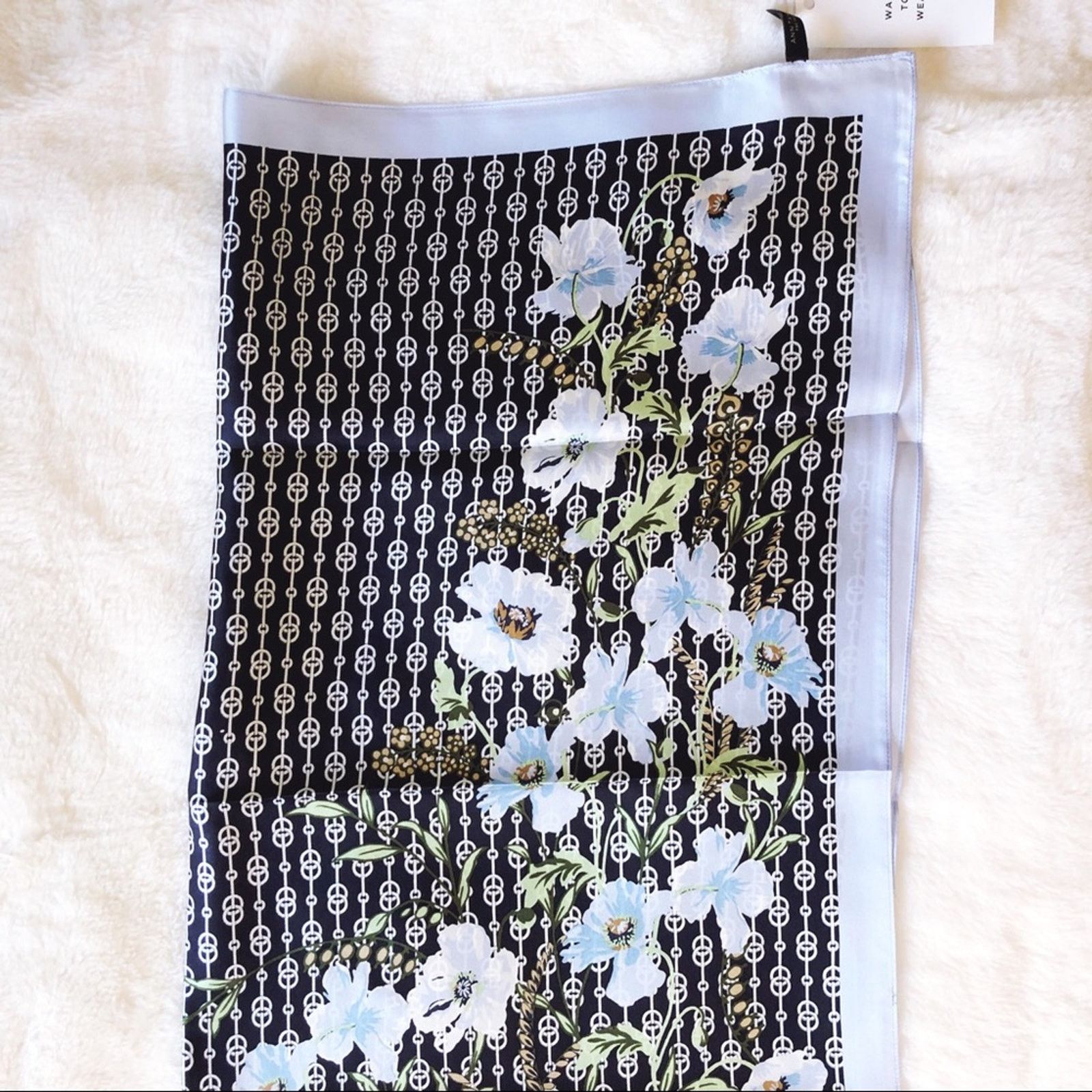 Ann Taylor Ann Taylor Blue Floral Square Geo Pattern Scarf Size ONE SIZE - 7 Thumbnail