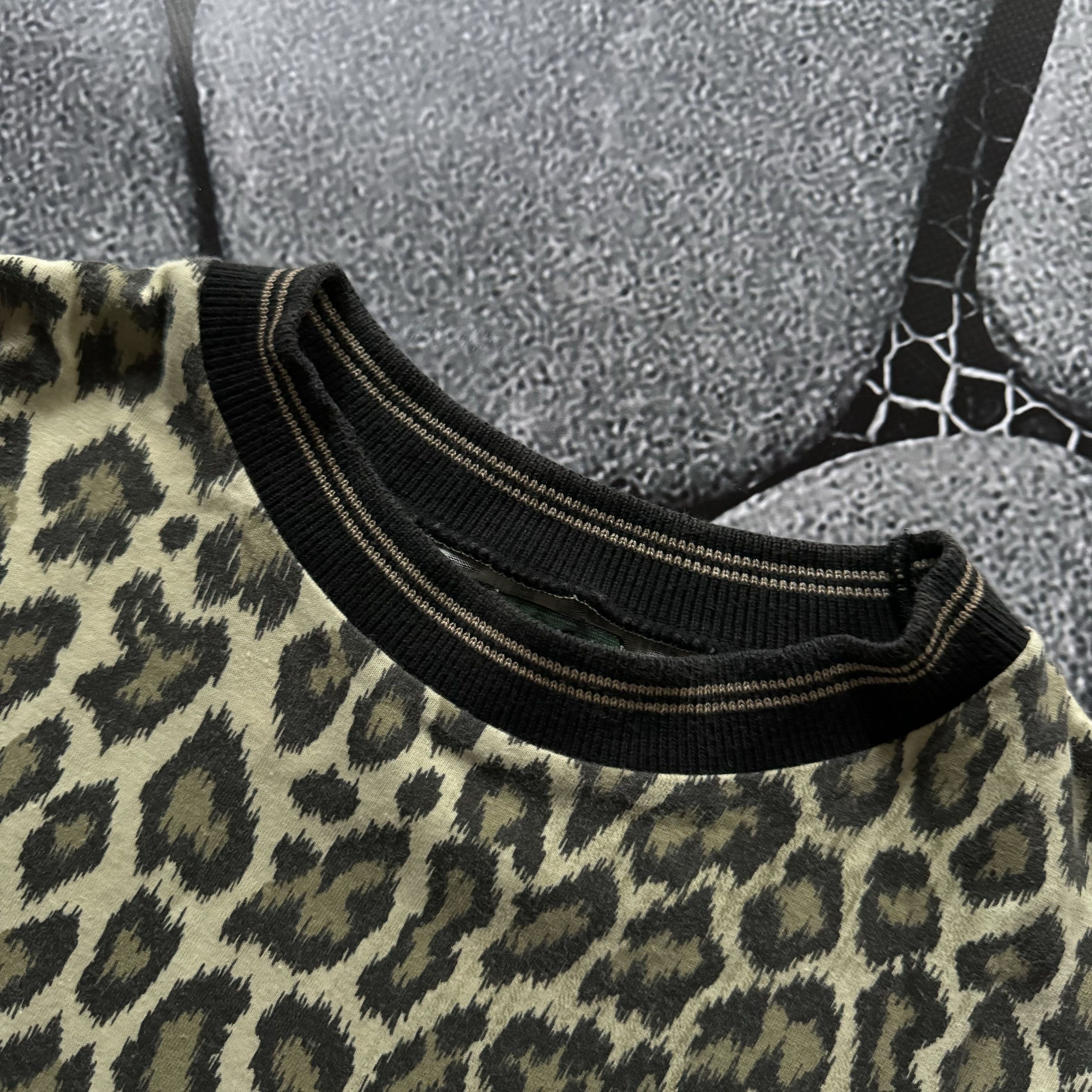 Vintage JEAN PAUL GAULTIER JUNIOR LEOPARD VINTAGE T SHIRT Size XL / US 12-14 / IT 48-50 - 3 Thumbnail