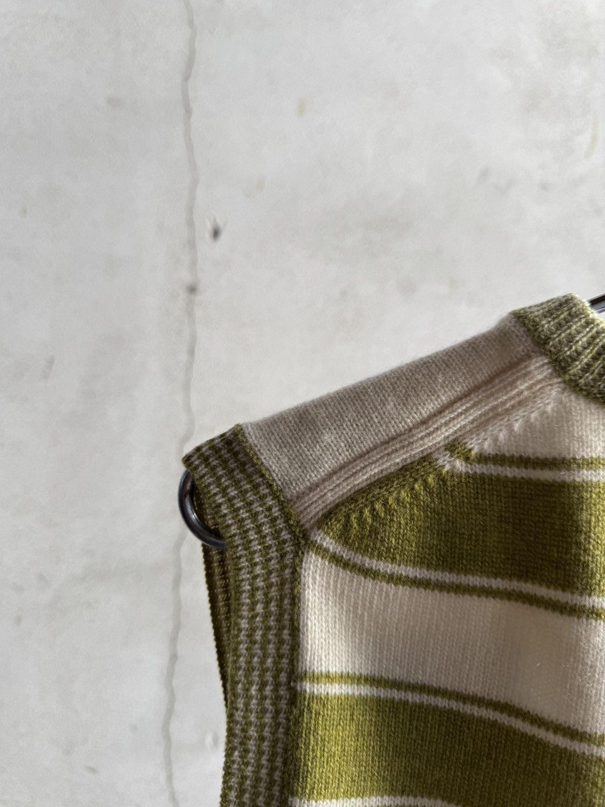 Yves Saint Laurent Yves Saint Laurent Sample Cashmere Striped Vest Size US S / EU 44-46 / 1 - 13 Thumbnail