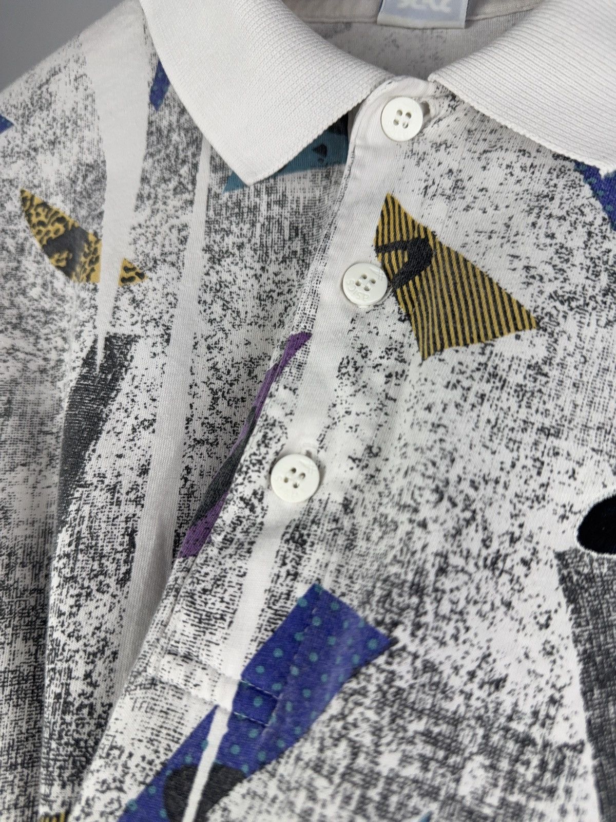 Asics Vintage Asics 90s Abstract Graphic Polo Shirt – Size L Size US L / EU 52-54 / 3 - 3 Thumbnail