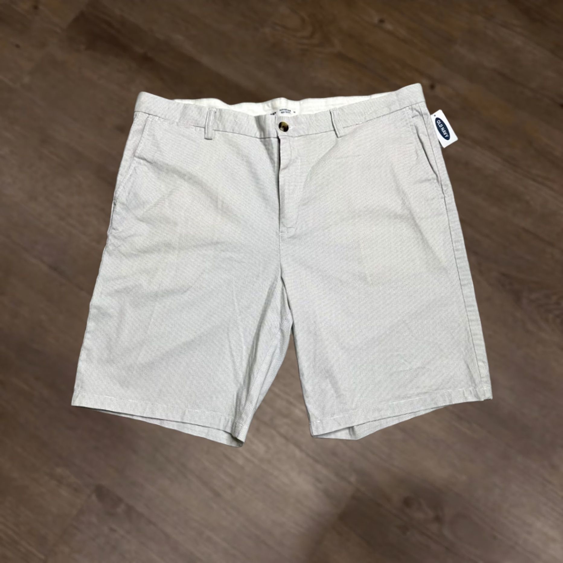 Old Navy Old Navy Shorts Mens 42 White Dotted Ultimate Slim Built-In Flex Khaki Chino NEW Shirt Mens Slim Shorts White Dotted Khaki Old Navy Casual Mens 42 Size US 42 / EU 58 - 1 Thumbnail