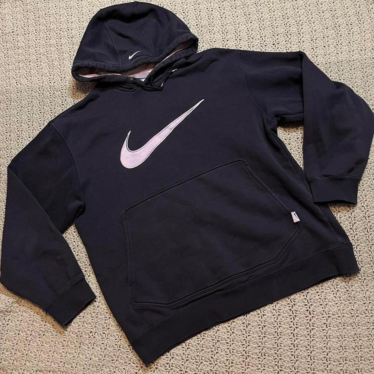 Nike Vintage early 2000s Nike black hoodie with a big swoosh Size US M / EU 48-50 / 2 - 1 Thumbnail