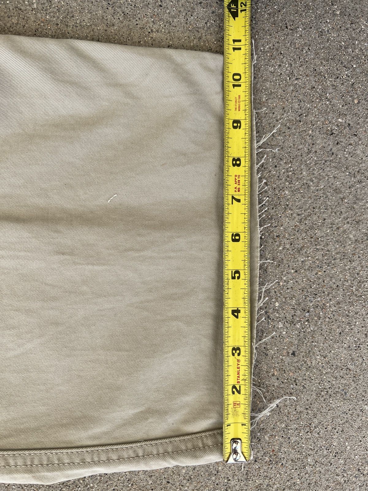 Levi's Vintage Khaki Levi’s Loose Straight Fit Cargo Pants Sz. 36 Size US 36 / EU 52 - 6 Thumbnail