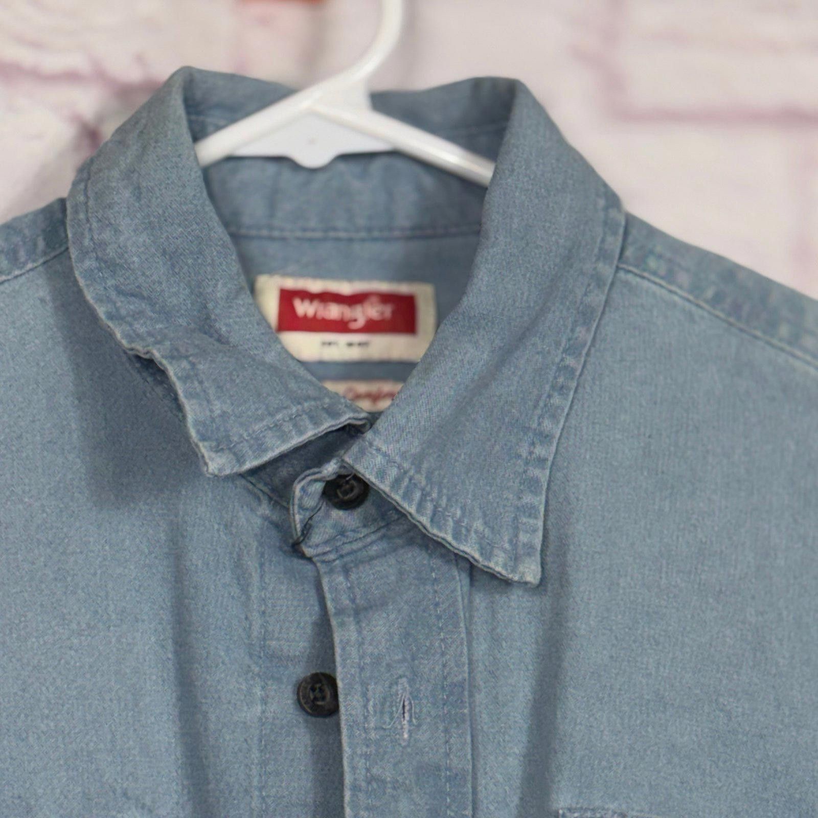 Wrangler Wrangler Men's Small Short Sleeve Denim Shirt Size US S / EU 44-46 / 1 - 3 Thumbnail