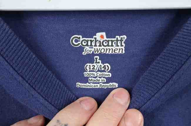 Carhartt Vintage Y2K Carhartt Spell Out Pocket T-Shirt Blue Cotton Size L / US 10 / IT 46 - 8 Thumbnail