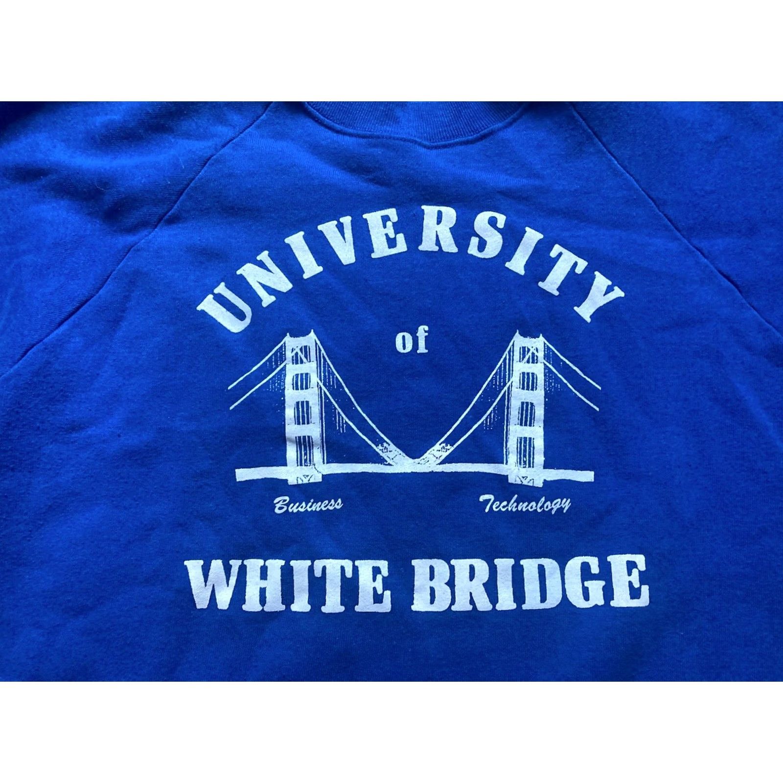 Fruit Of The Loom VINTAGE University Of Nashville State USA Sweatshirt Size XL White 90s Size US XL / EU 56 / 4 - 2 Thumbnail