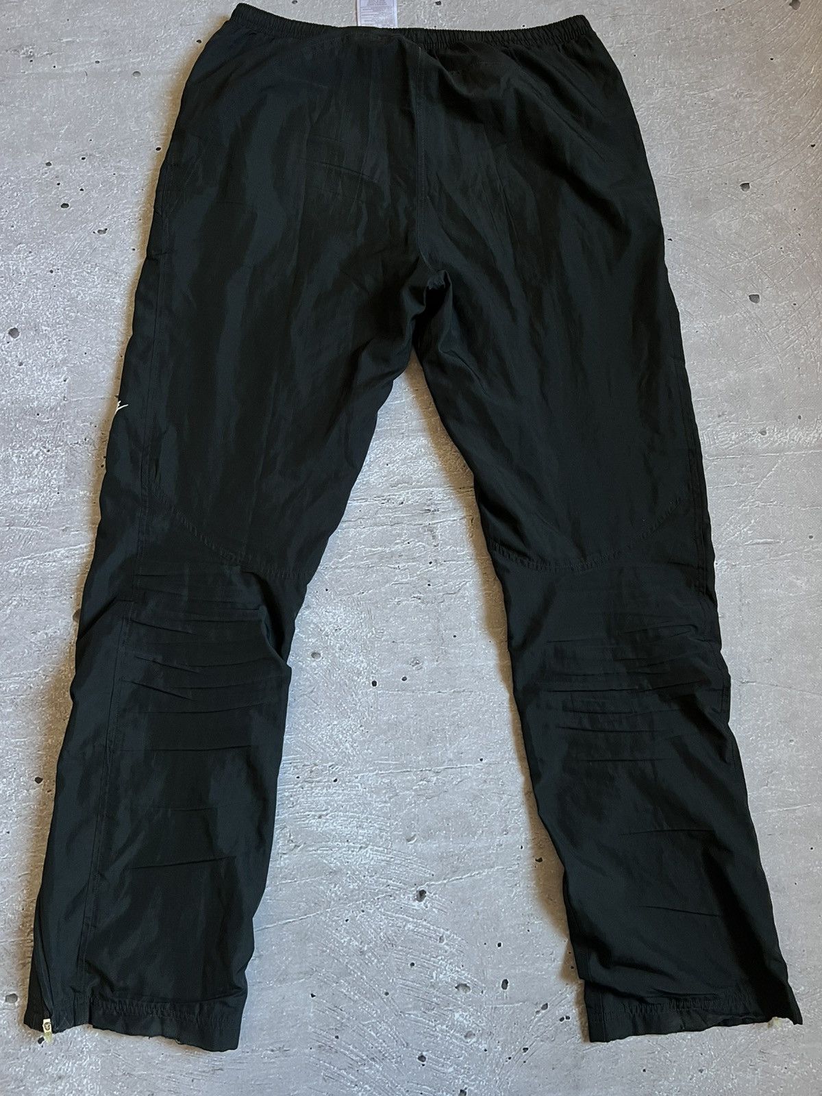 Nike Rare Vintage Women Pants Nylon Nike Size S Size 27" / US 4 / IT 40 - 11 Thumbnail