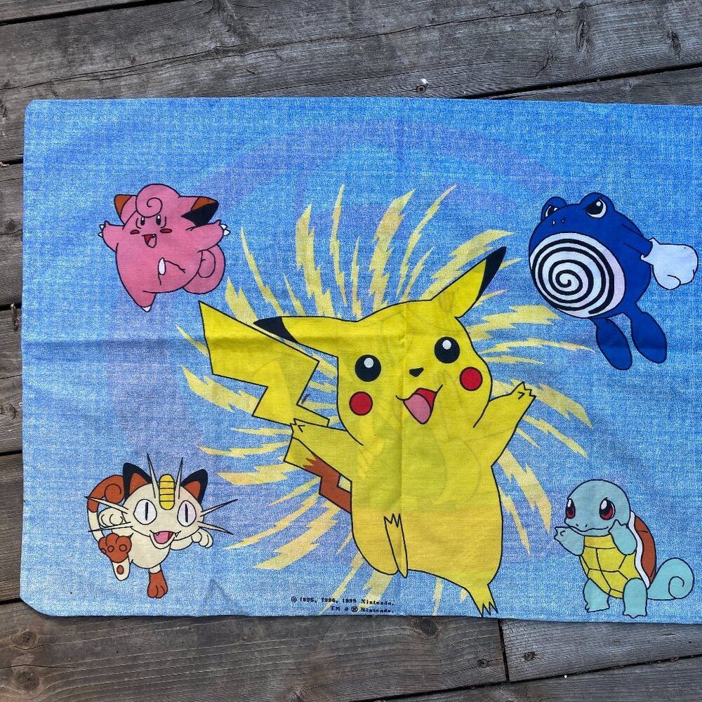 Pokemon × Vintage Vintage 1999 Pokémon Pillowcase Pikachu & Squirtle Y2K Size ONE SIZE - 1 Thumbnail