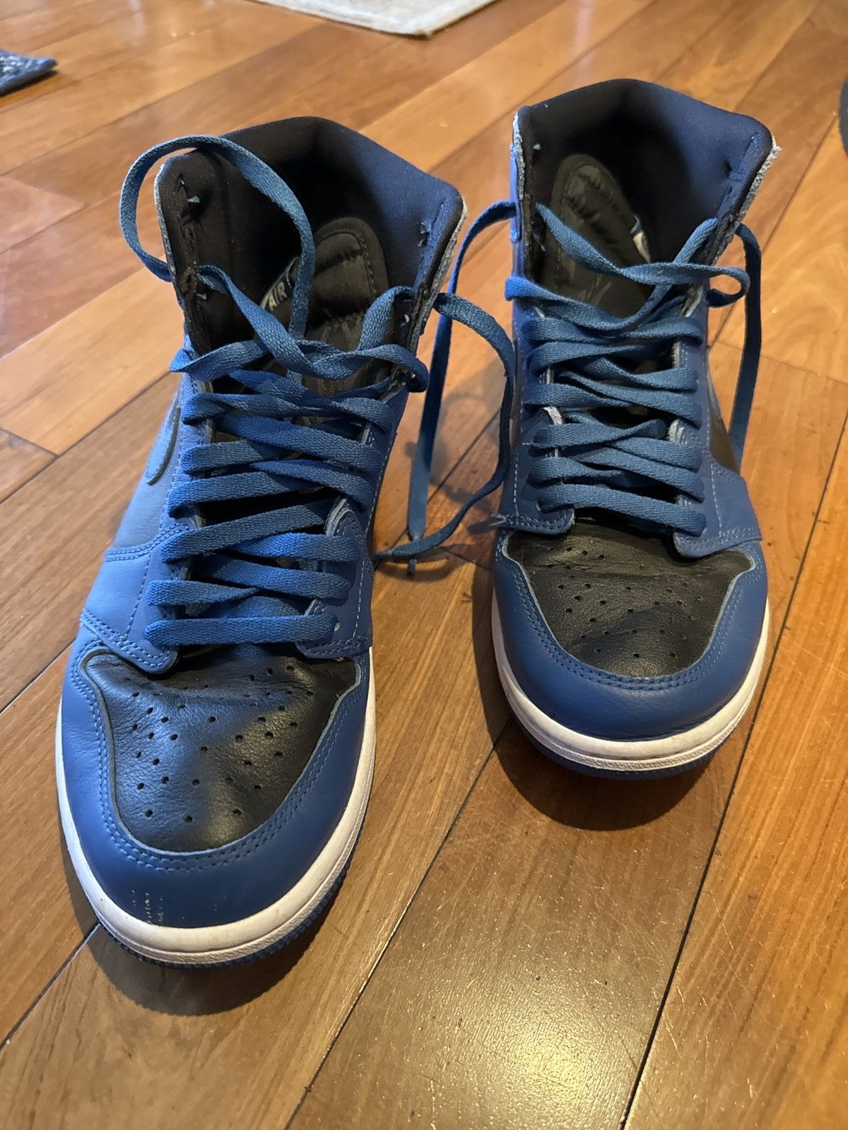Jordan Brand Jordan 1 Retro High OG Dark Marina Blue Size US 10 / EU 43 - 17 Thumbnail