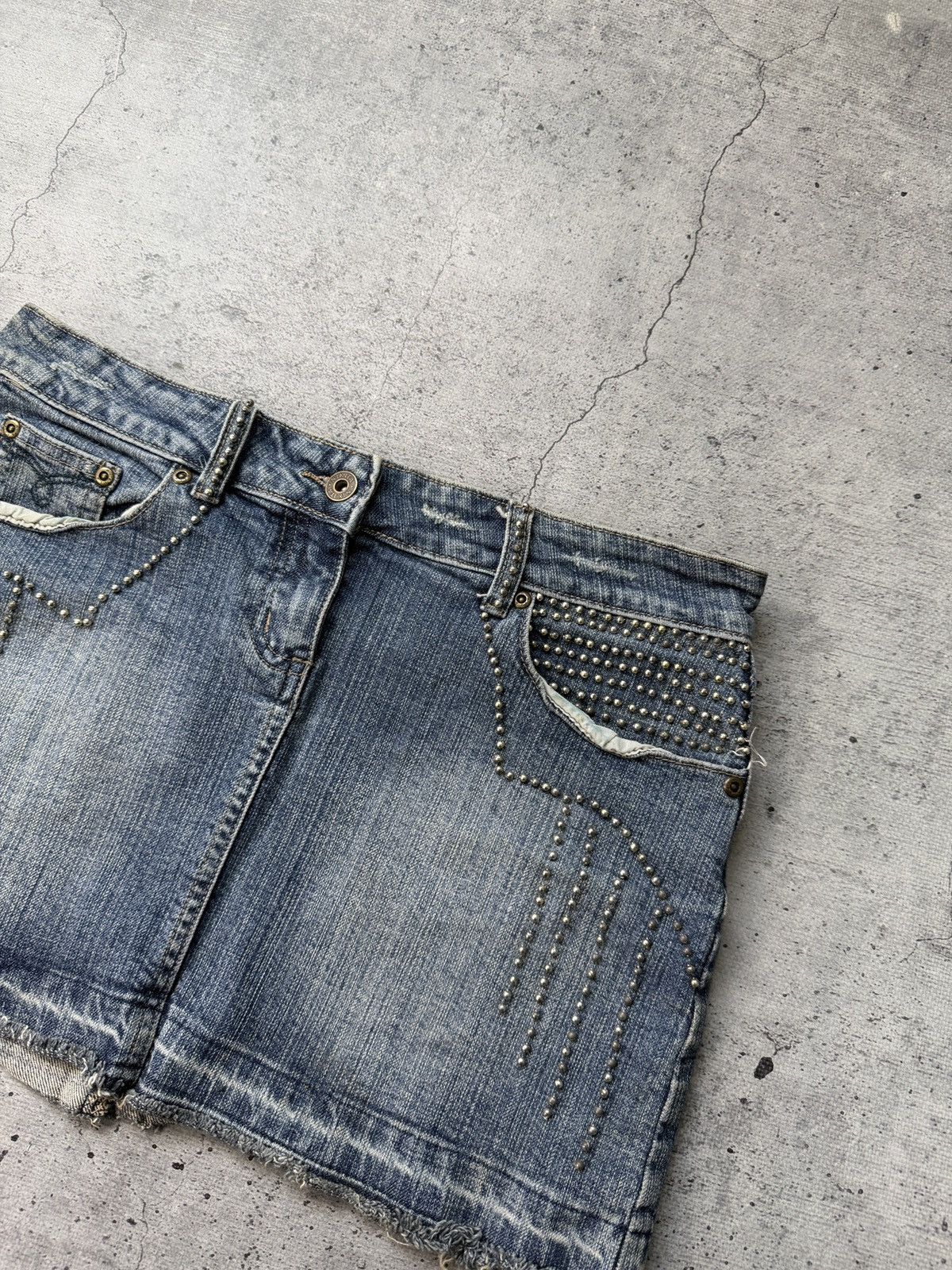 Japanese Brand 🔥Offers🔥Vintage Y2K Skirt Denim Goth Streetwear Rare Size 28" / US 6 / IT 42 - 2 Thumbnail