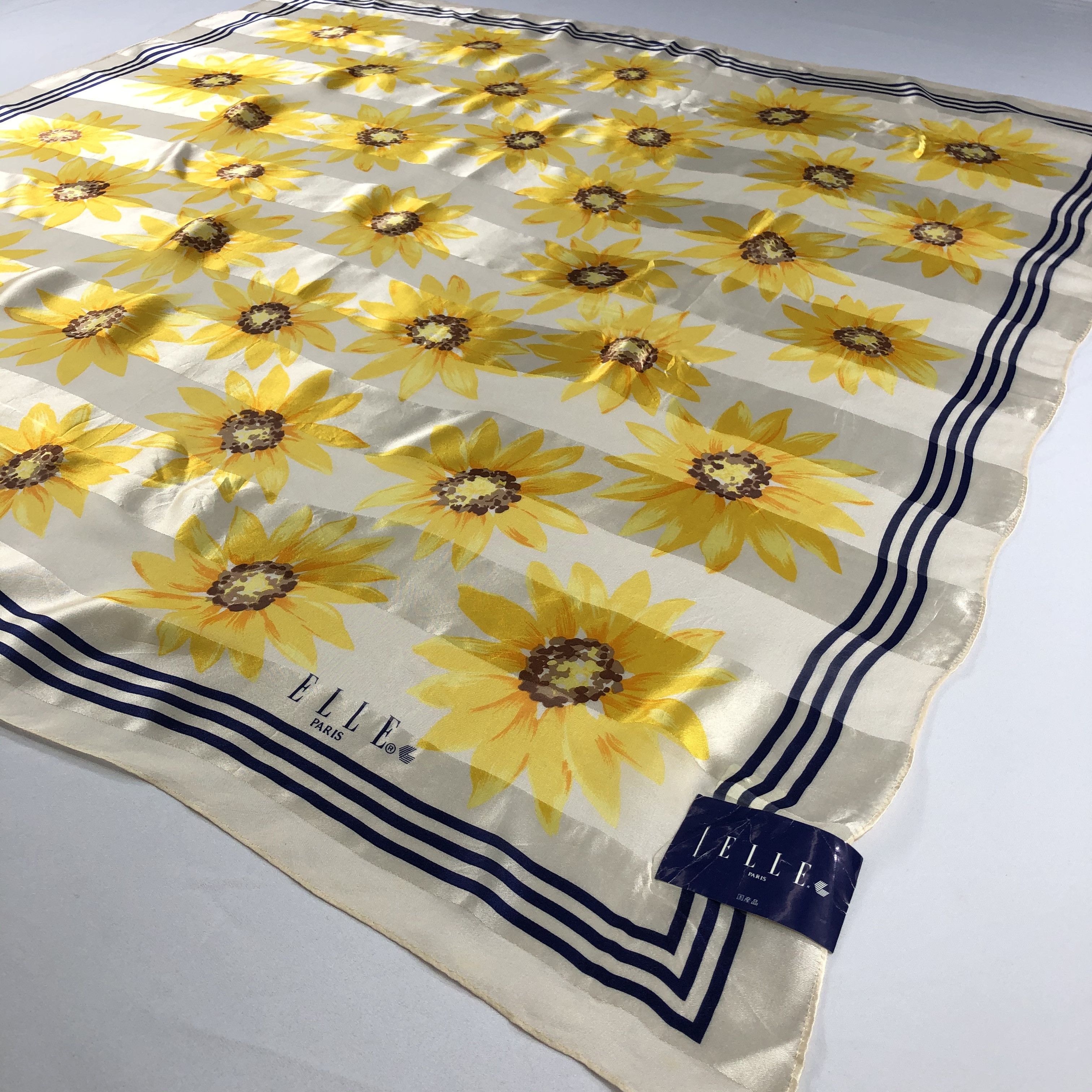 Vintage elle Paris Silk Scarf