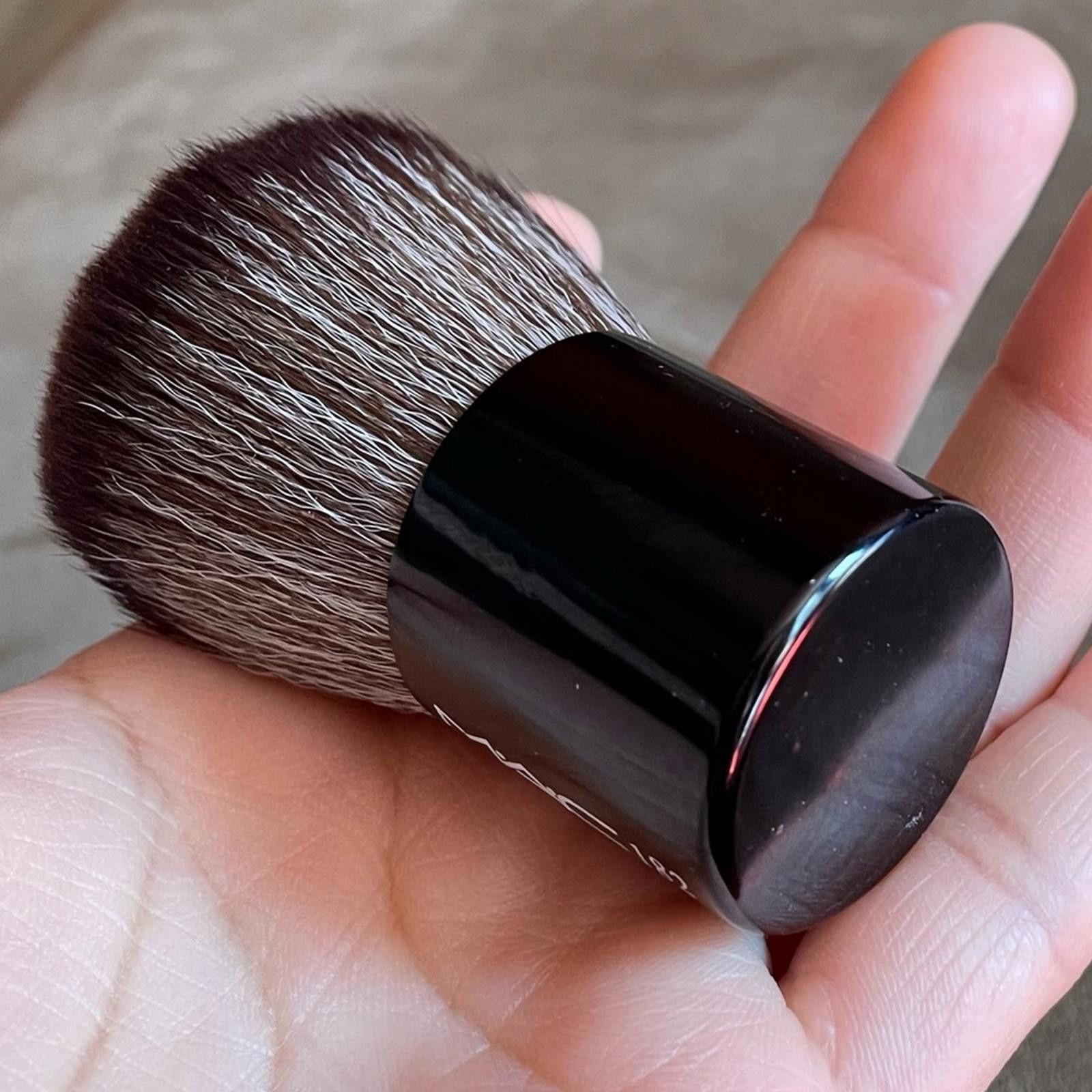 Other MAC Cosmetics 182 SYNTHETIC BUFFER BRUSH EUC Size ONE SIZE - 7 Thumbnail