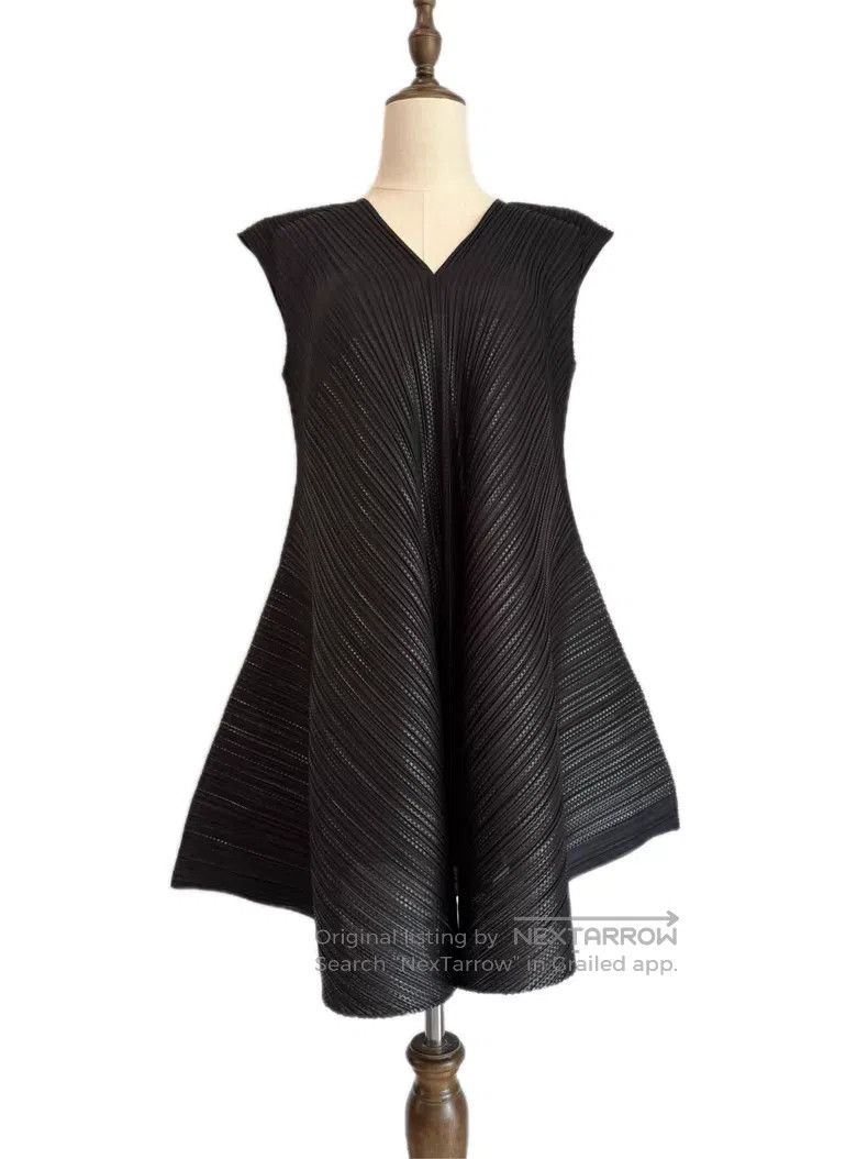 Issey Miyake Issey Miyake Manta Ray Deformable Dress Size XL / US 12-14 / IT 48-50 - 3 Thumbnail