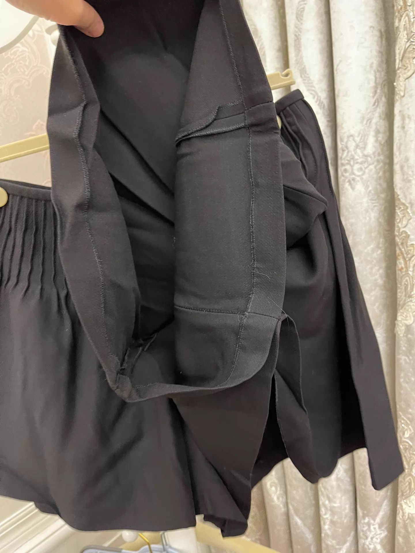 Valentino Valentino Women's Culottes Size 44 Authentic Size 30" / US 8 / IT 44 - 4 Thumbnail