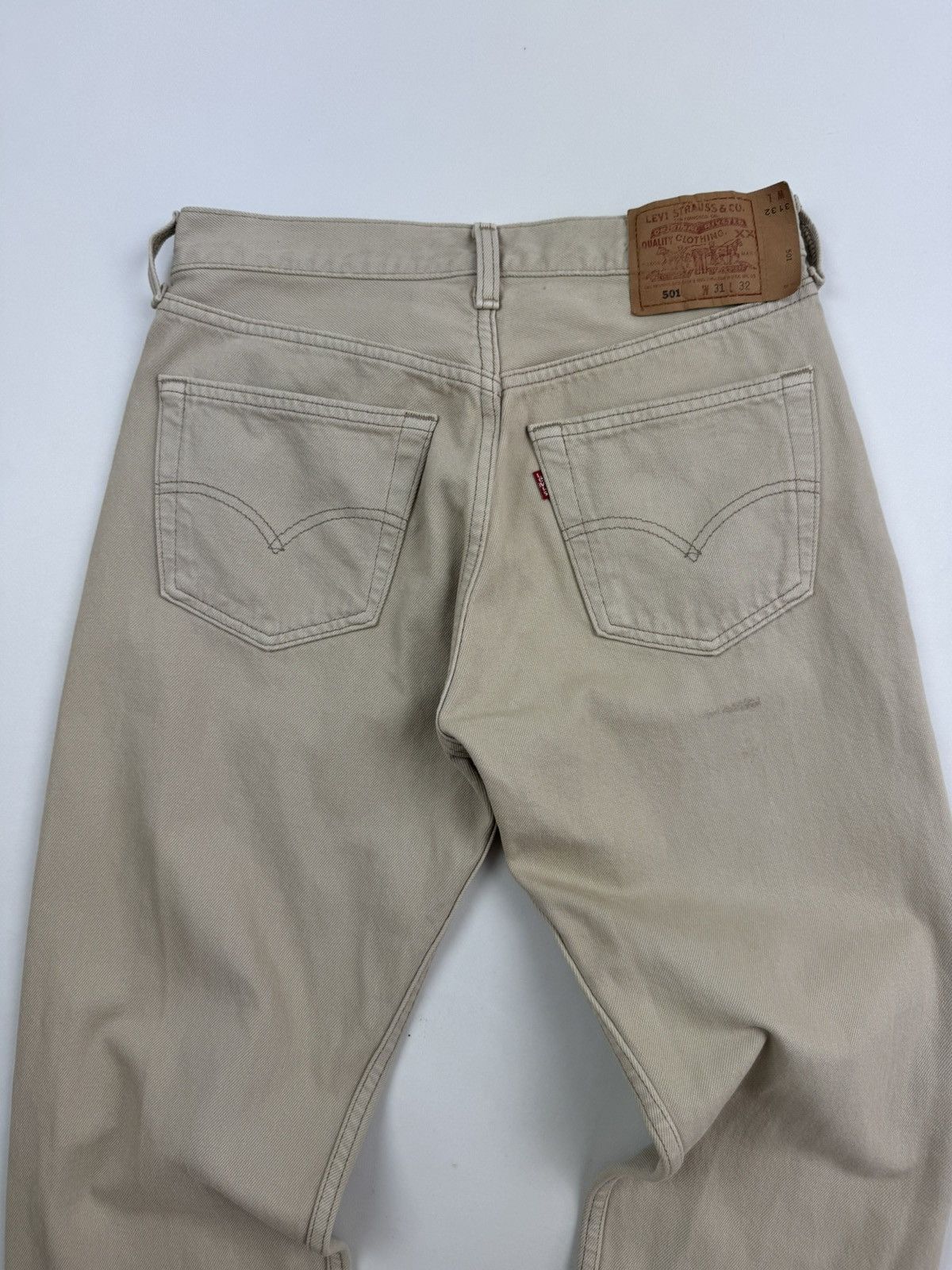 Levi's 1990’s Vintage Levi’s 501 Beige Jeans Made in USA Size US 31 - 14 Thumbnail