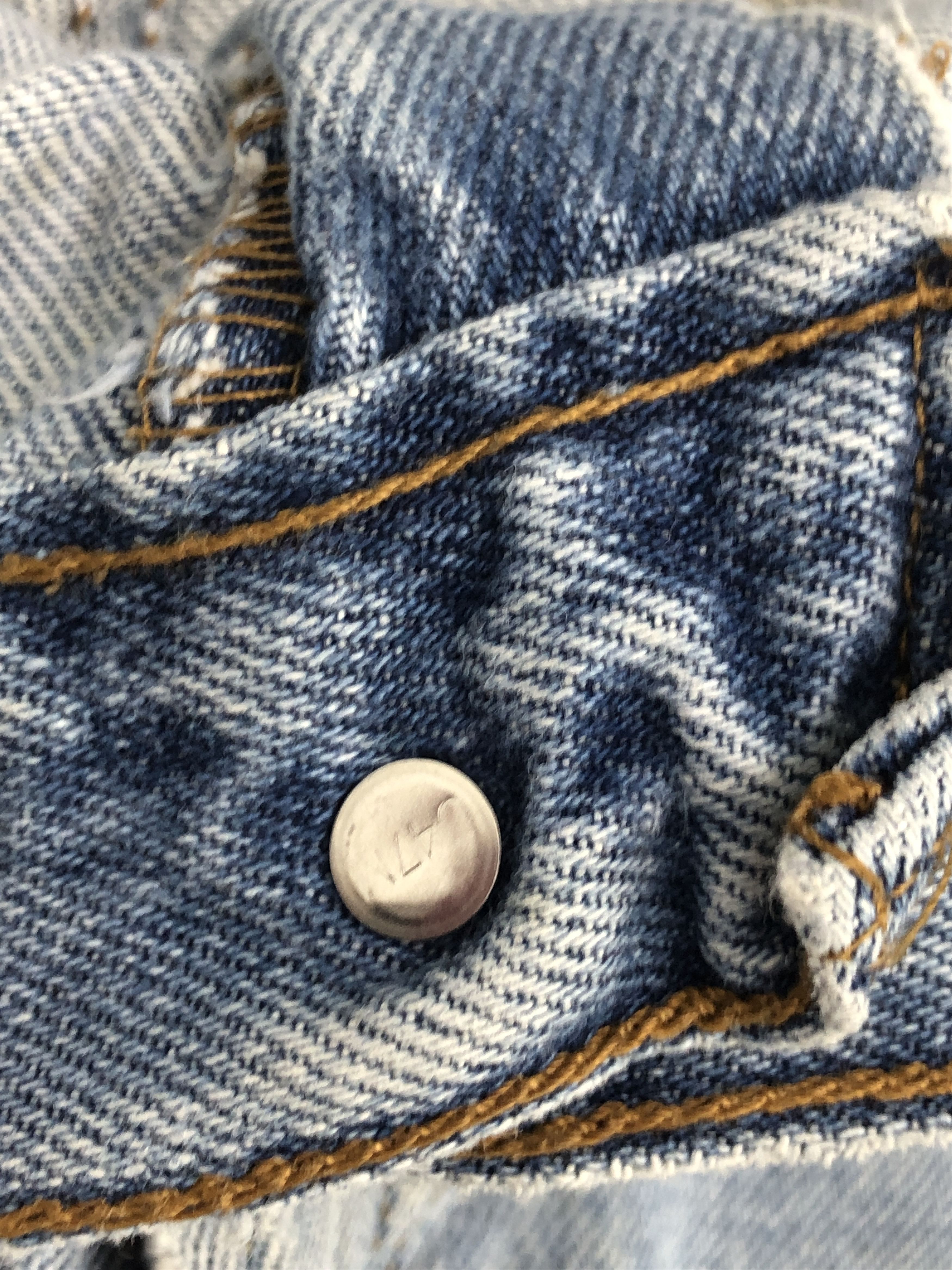 Levi's × Vintage Dirty Faded Blue Vintage Levis 550 Jeans Size US 35 - 12 Thumbnail