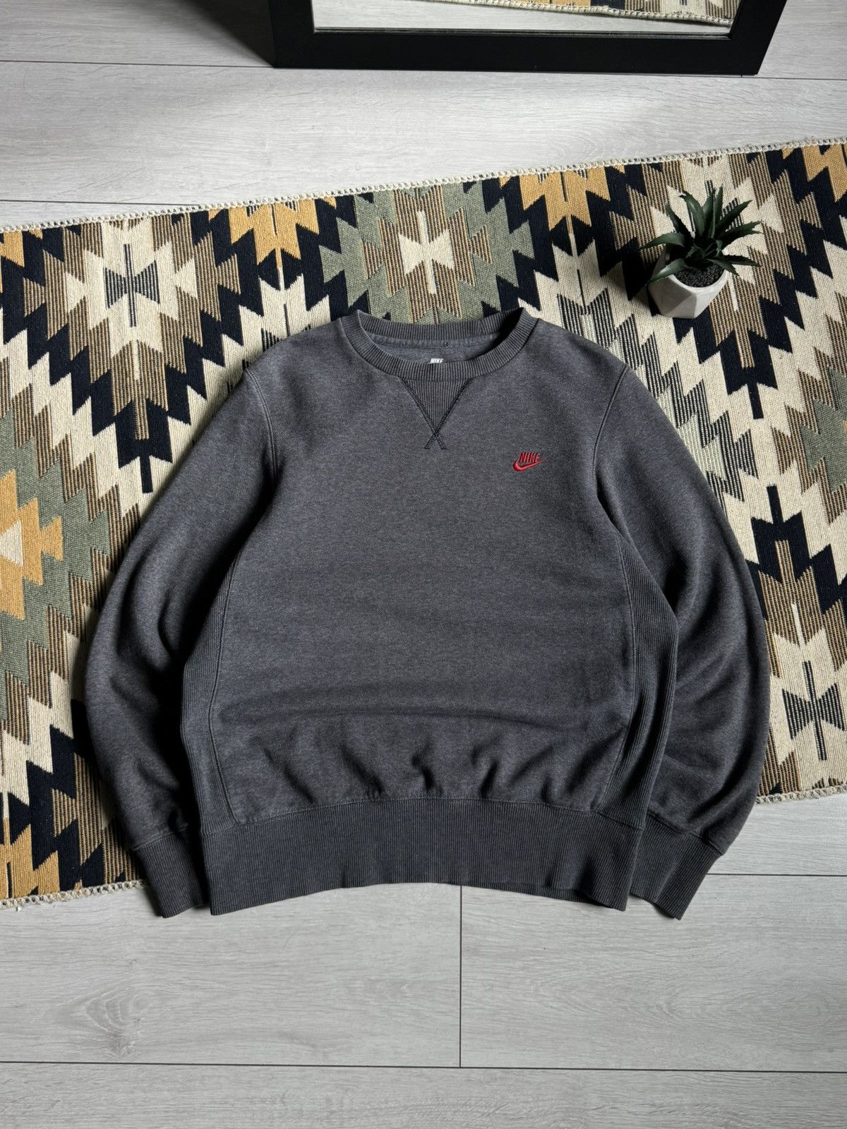 Nike × Vintage Vintage Nike Logo Basic Sweatshirt Size US M / EU 48-50 / 2 - 1 Thumbnail