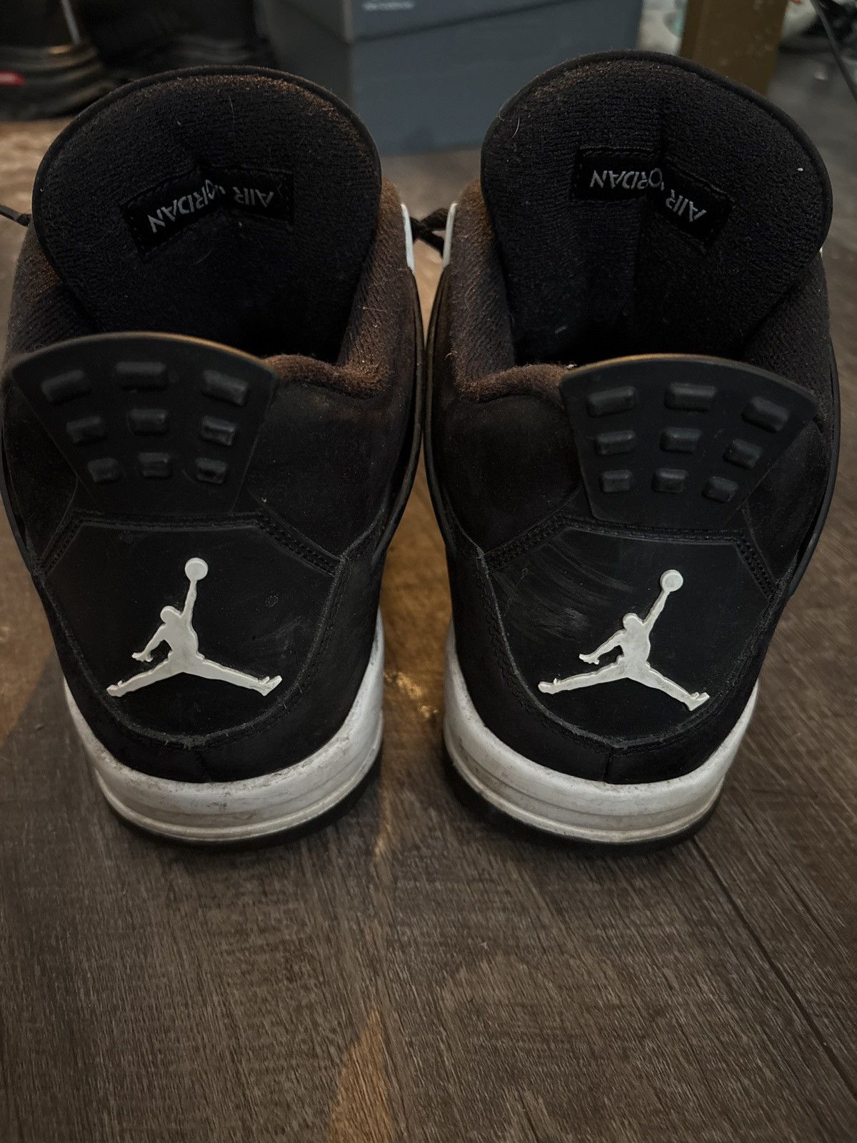 Jordan Brand White Thunder Retro Jordan 4 Size US 10.5 / EU 43-44 - 5 Thumbnail