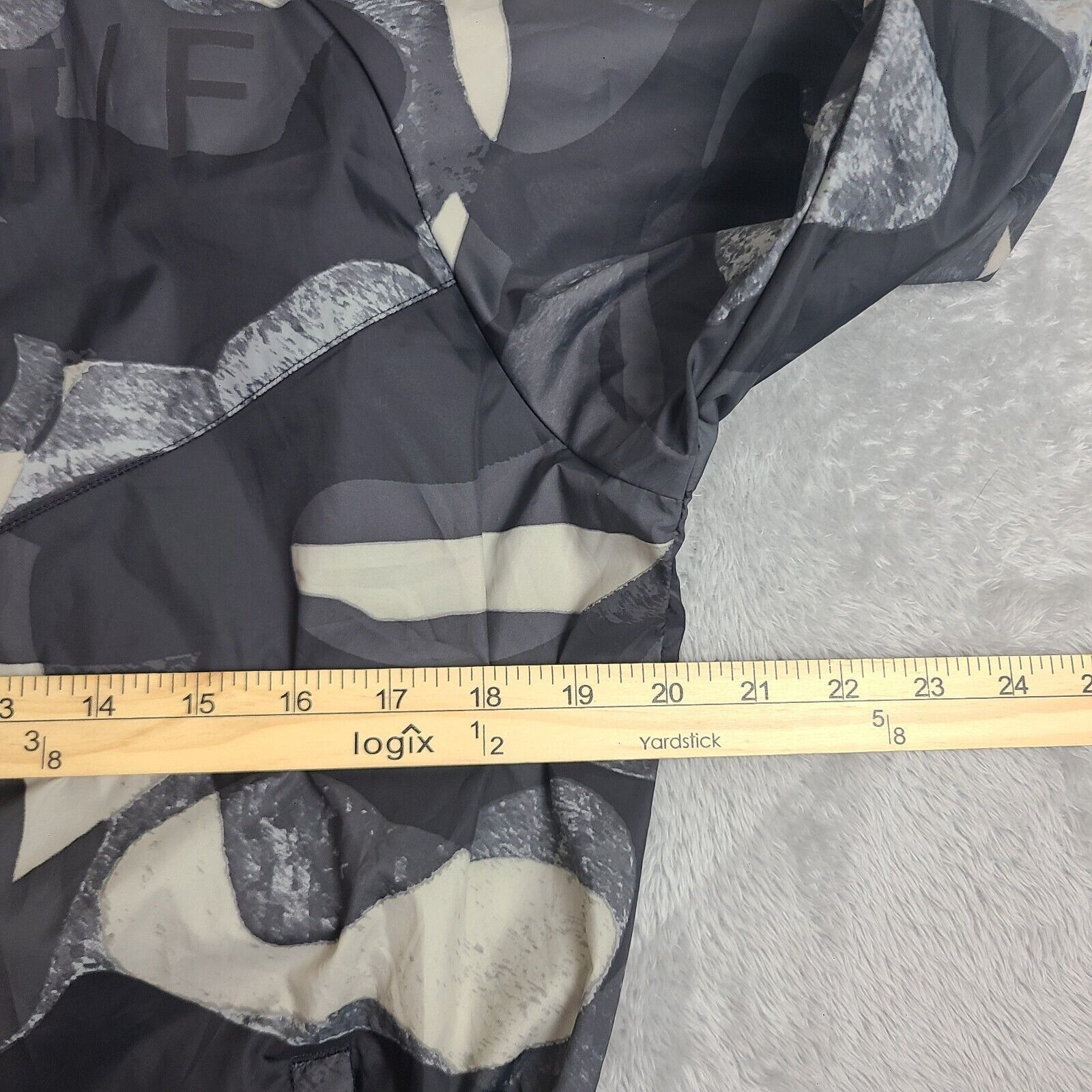 Nike Nike Fullzip Hoodie Windbreaker Camo Black/Gray 687593-010 S Size US M / EU 48-50 / 2 - 4 Thumbnail