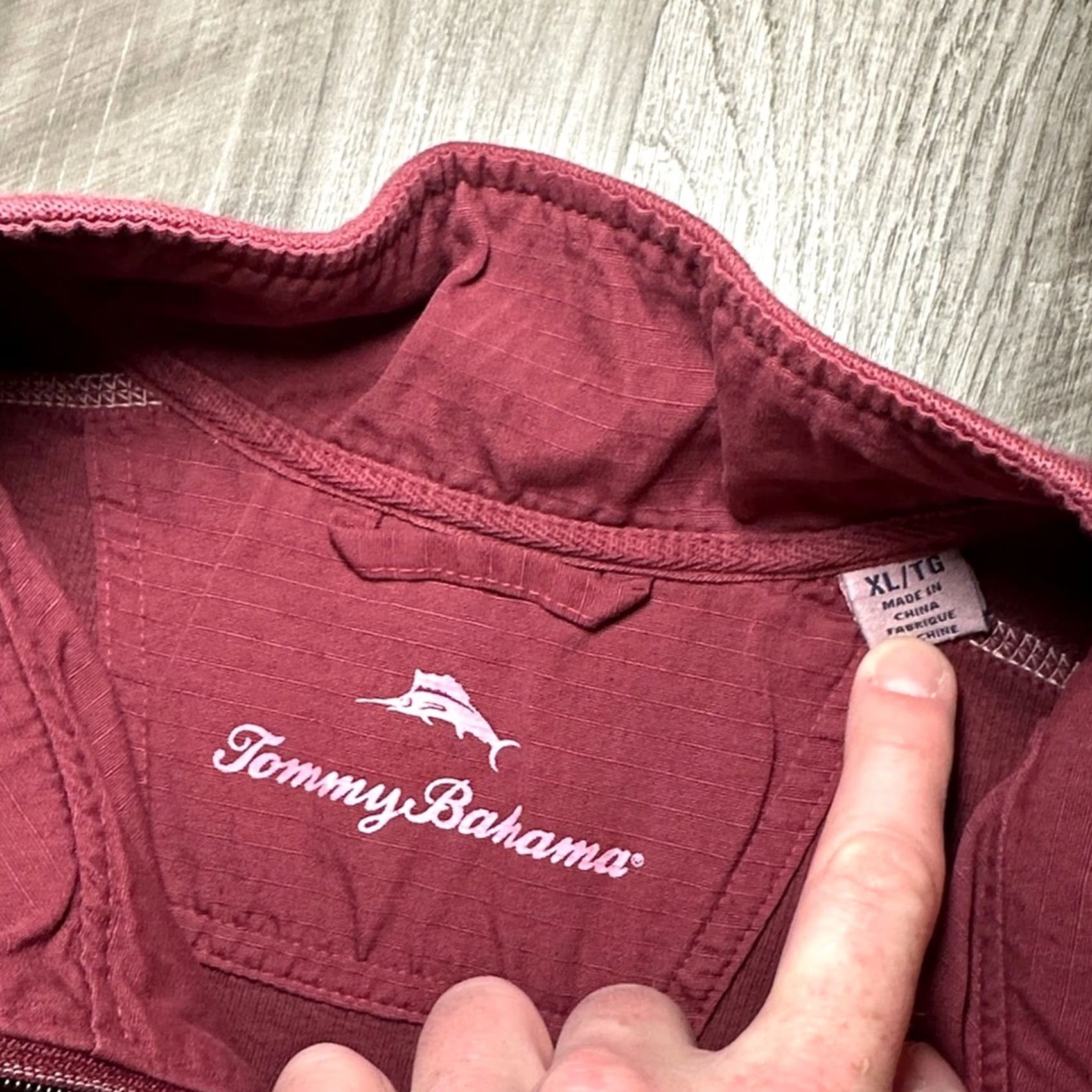 Tommy Bahama VINTAGE Texas A&M Aggies Tommy Bahama Maroon Quarter Zip Pullover XL Sweatshirt Men Red Size US XL / EU 56 / 4 - 6 Thumbnail