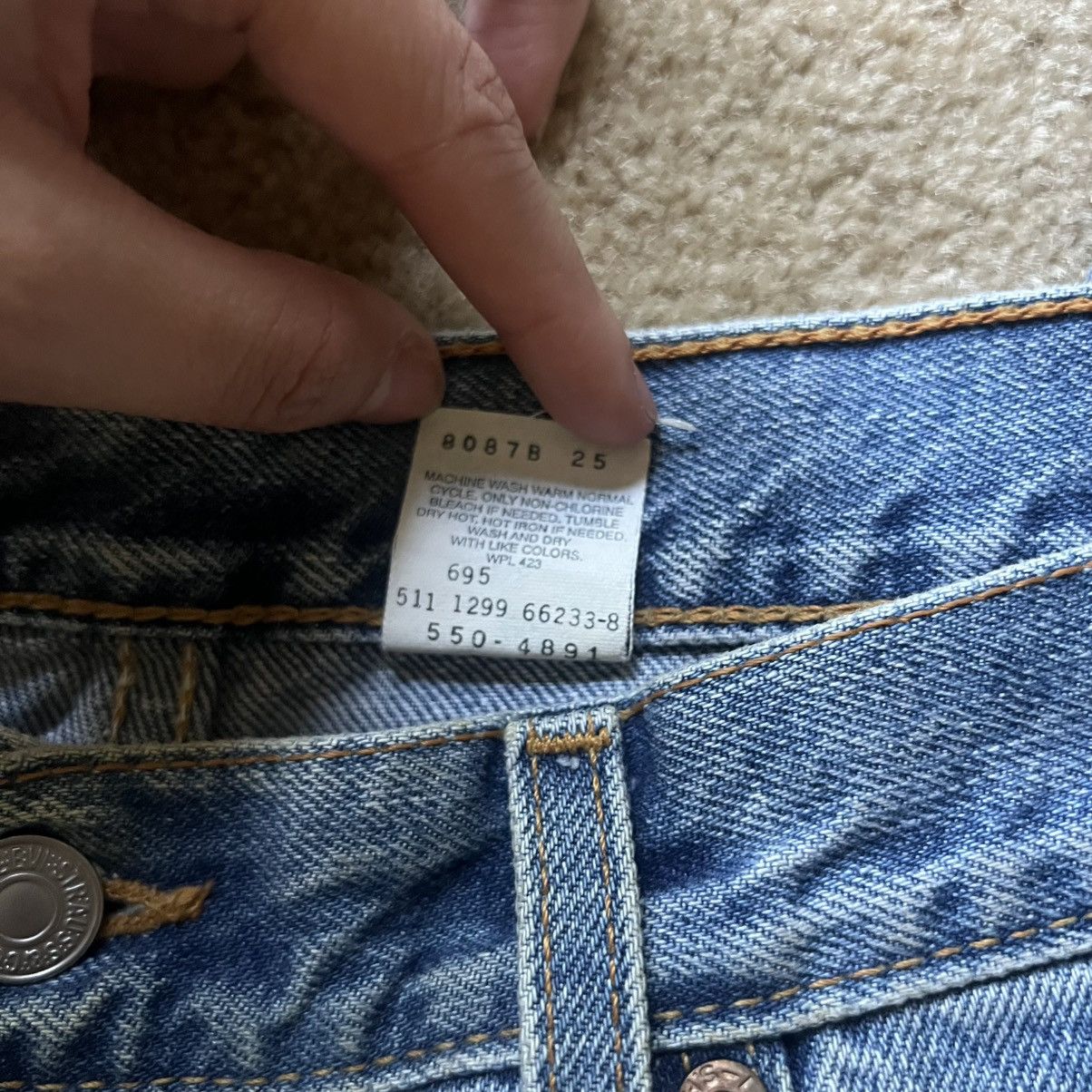 Levi's × Levi's Vintage Clothing Vintage 1999 era Levi's 550 blue denim jeans Size US 36 / EU 52 - 4 Thumbnail
